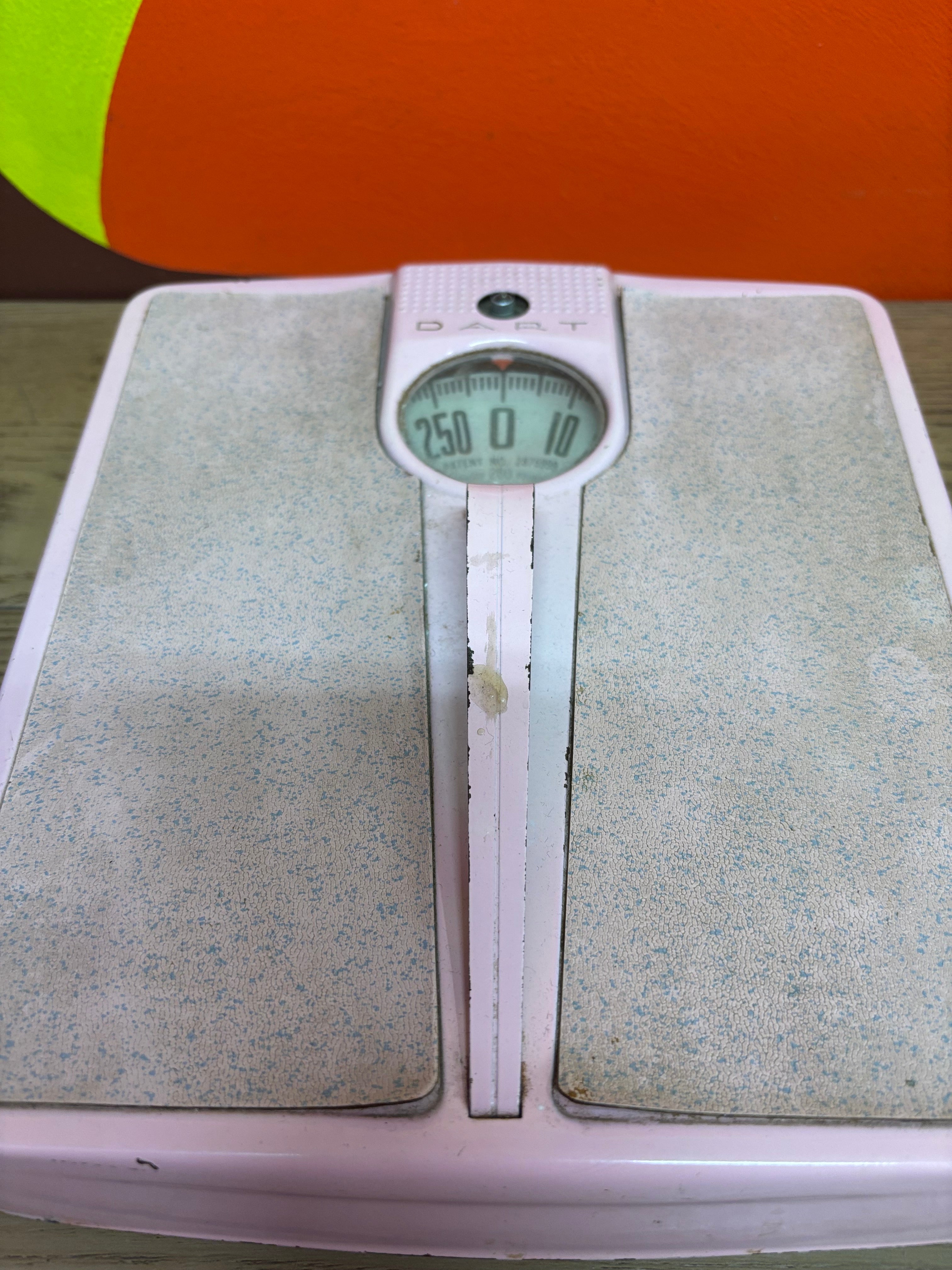 Pink Dart Bathroom Scale