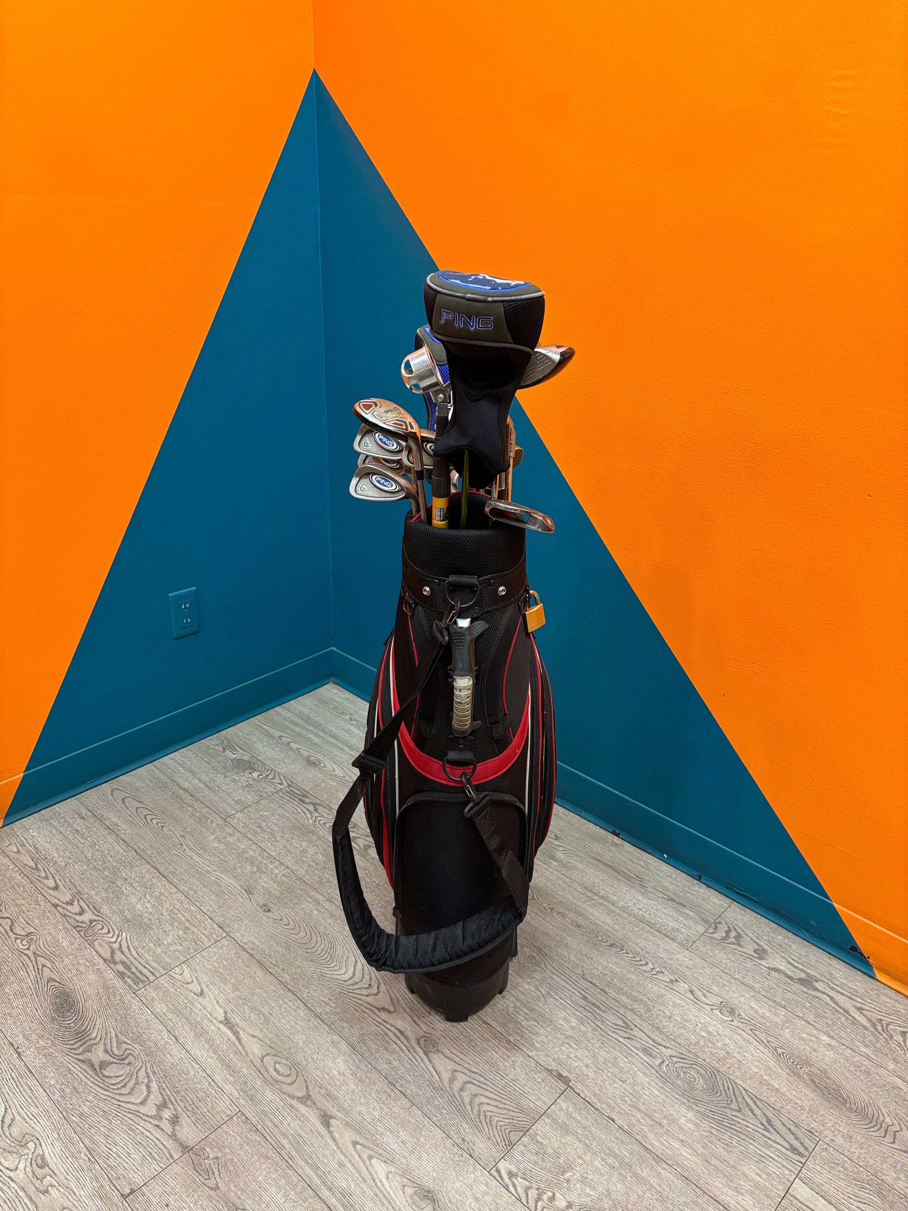Porterline Sky Explorer Golf Bag with 15 Clubs