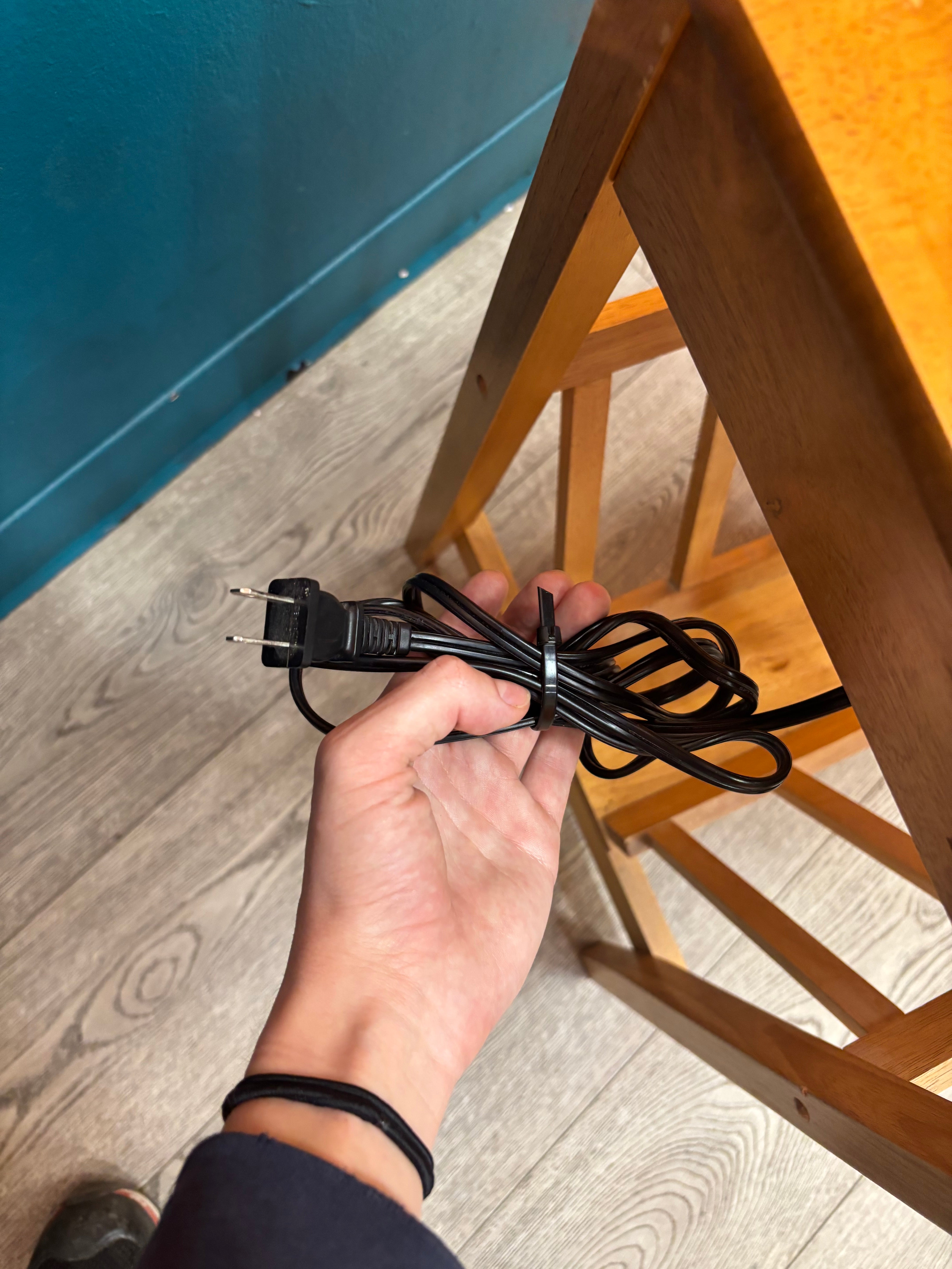 Magazine Table with Built-in Lamp