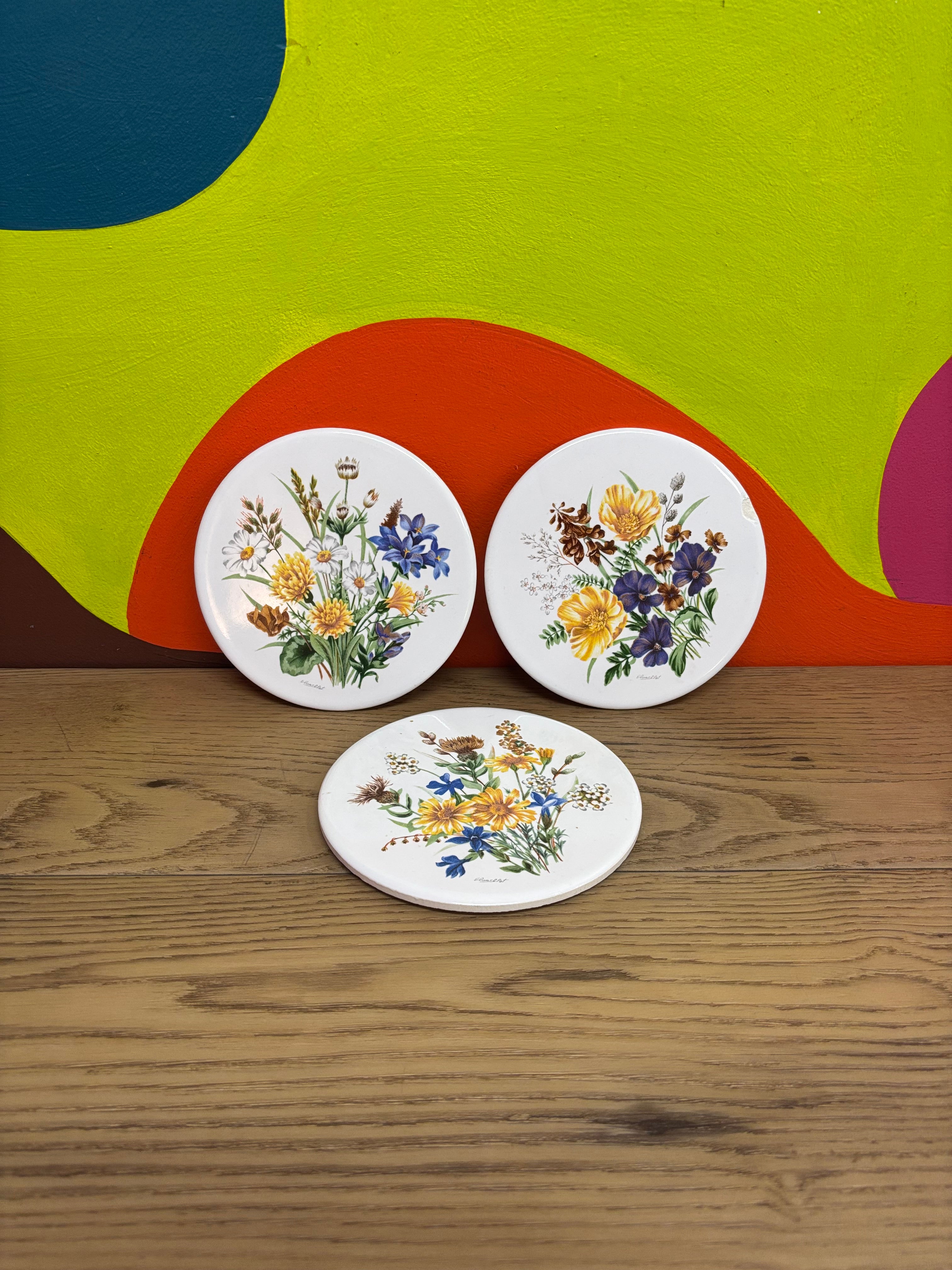 (3) Ceramic Floral Wall Hanging Art
