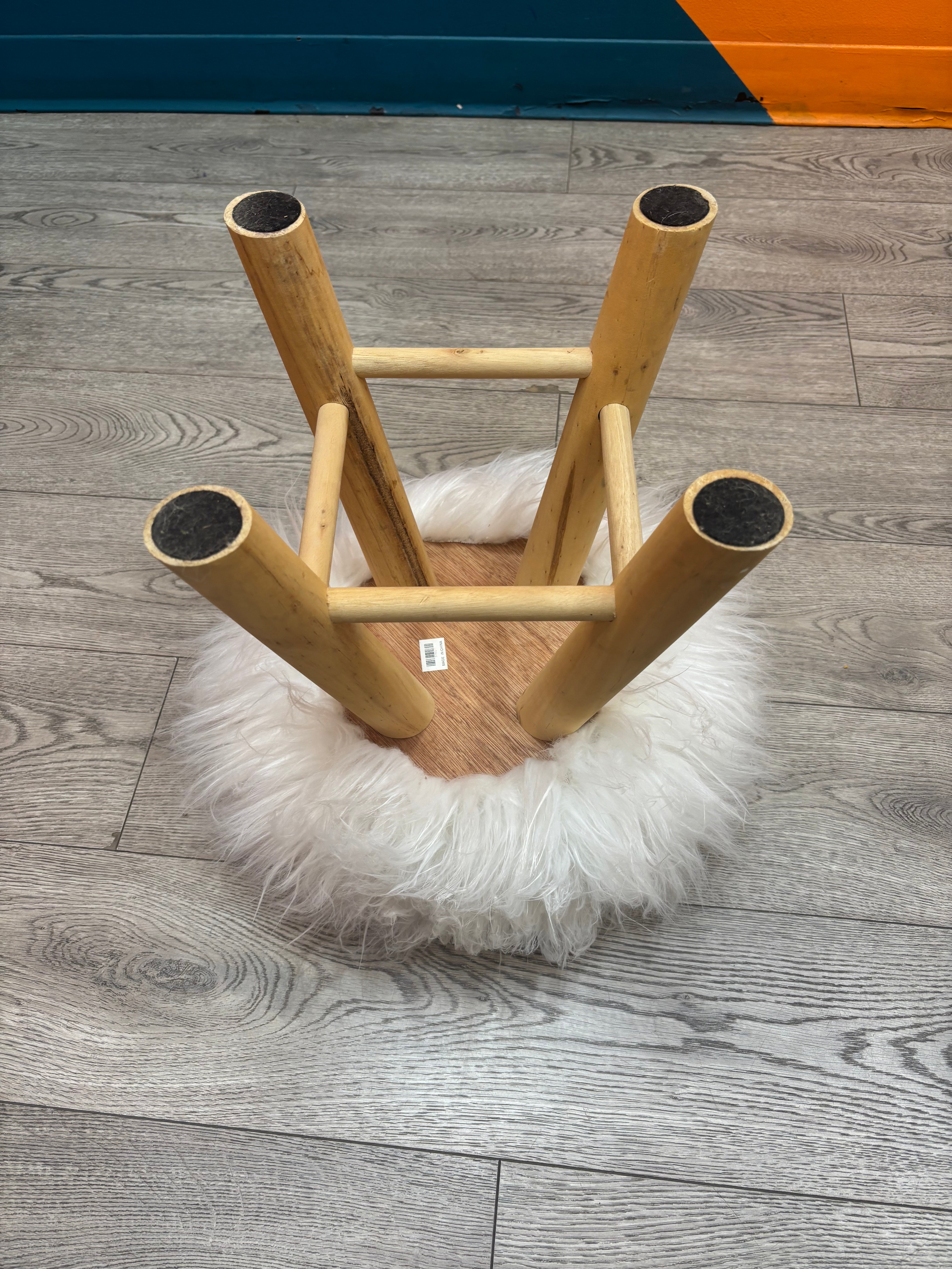 Fluffy Wood Stool