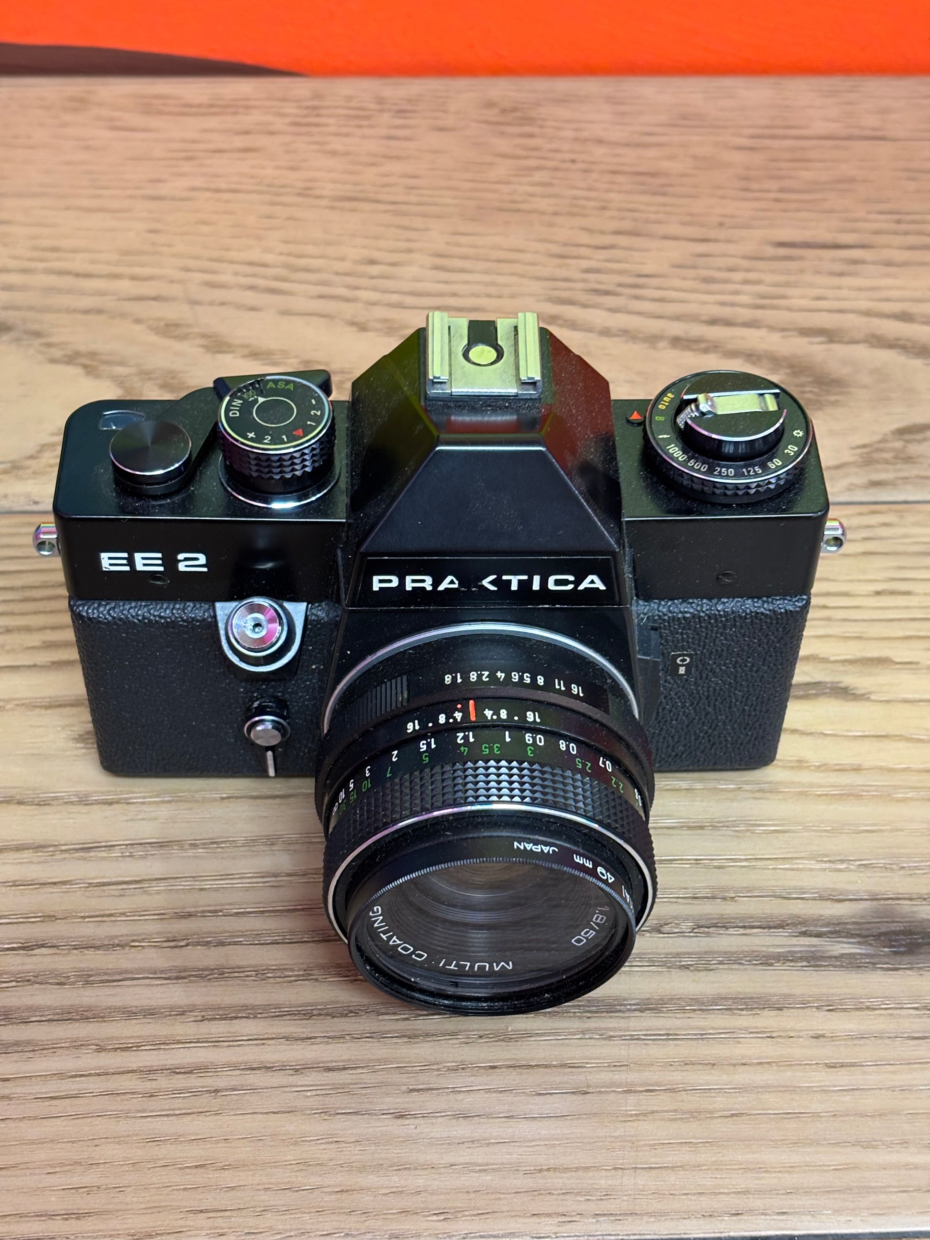 Praktica EE2 Camera