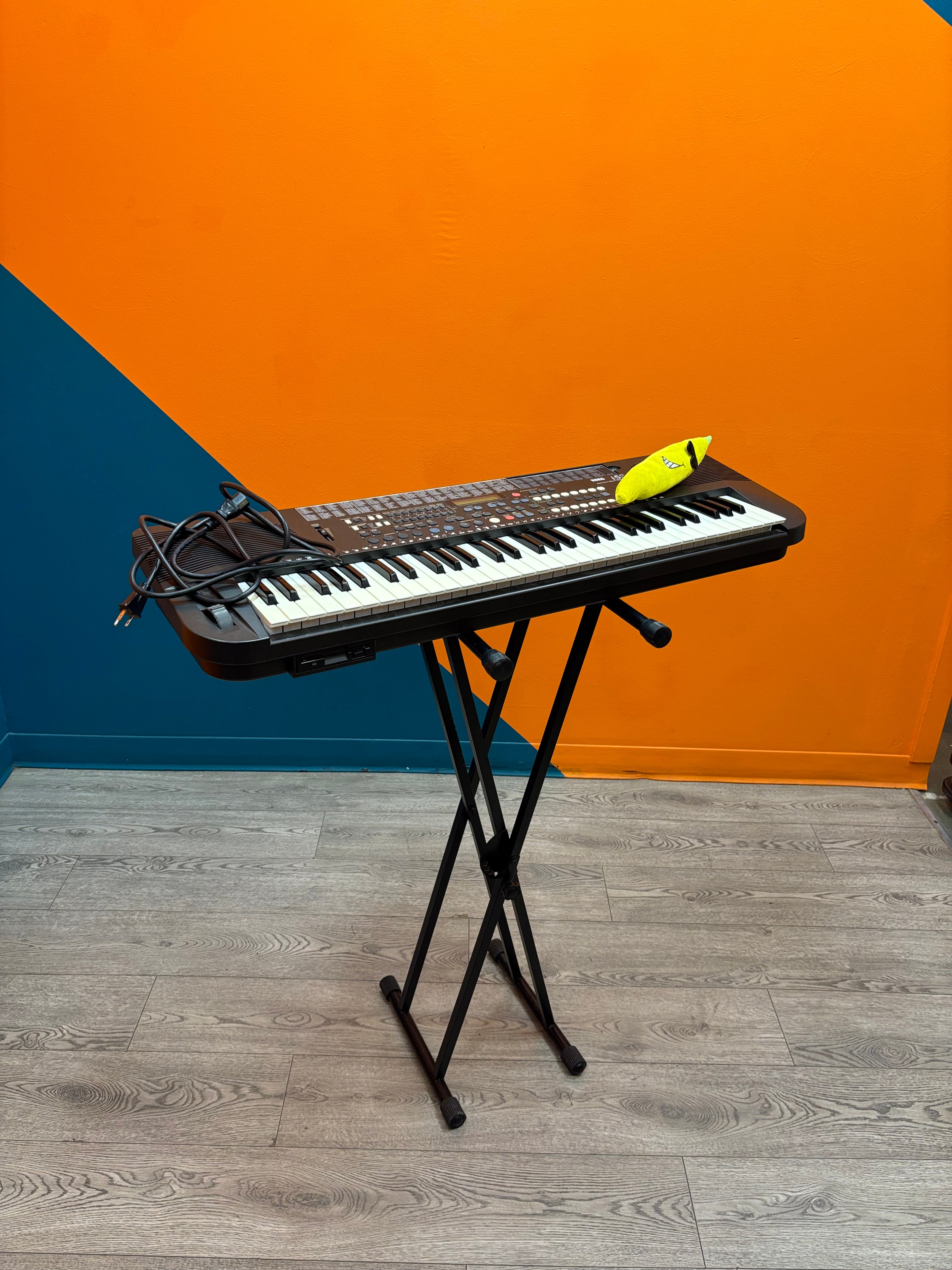 The Korg i5S Keyboard on Stand