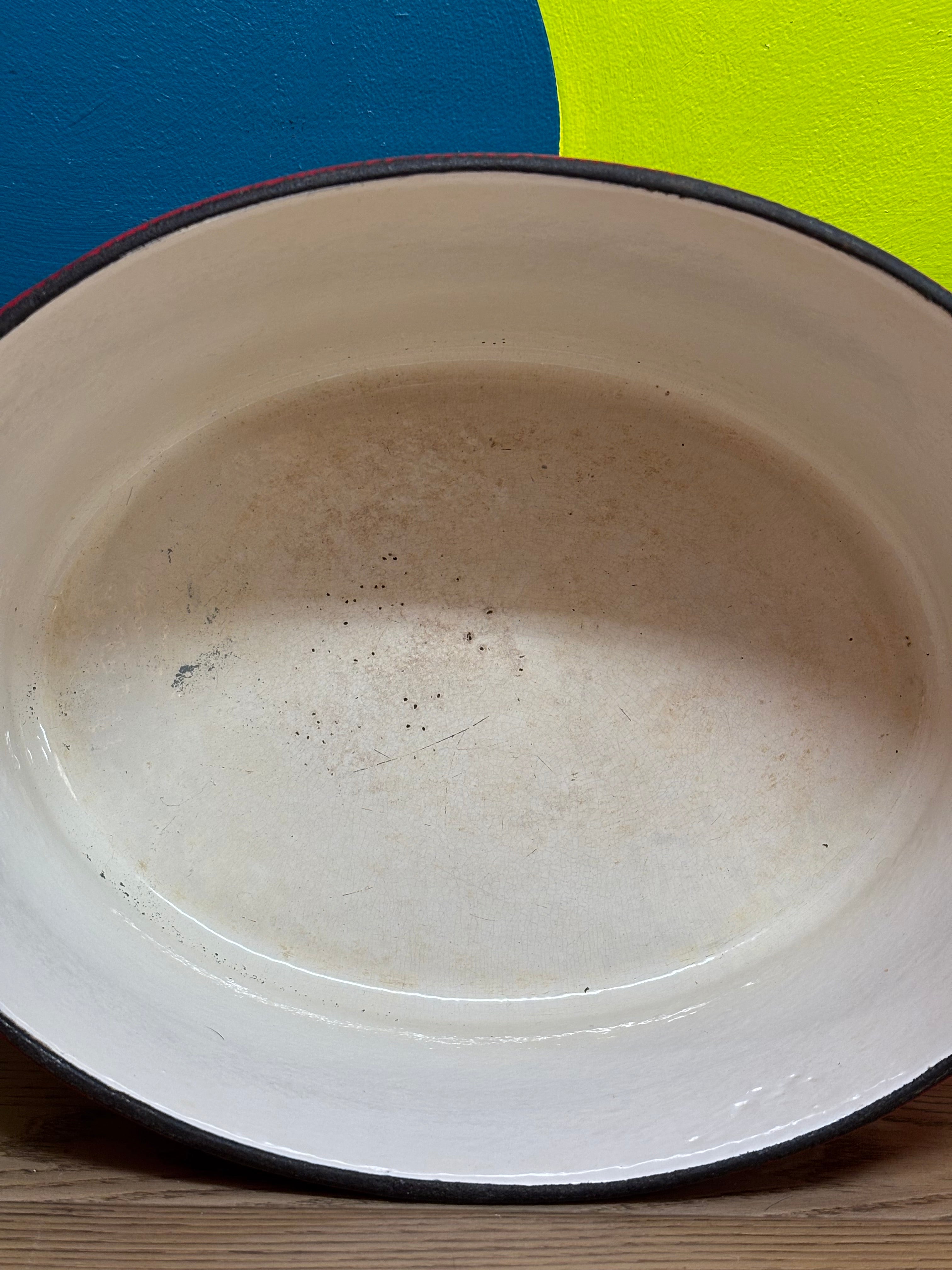 Red Dutch Oven