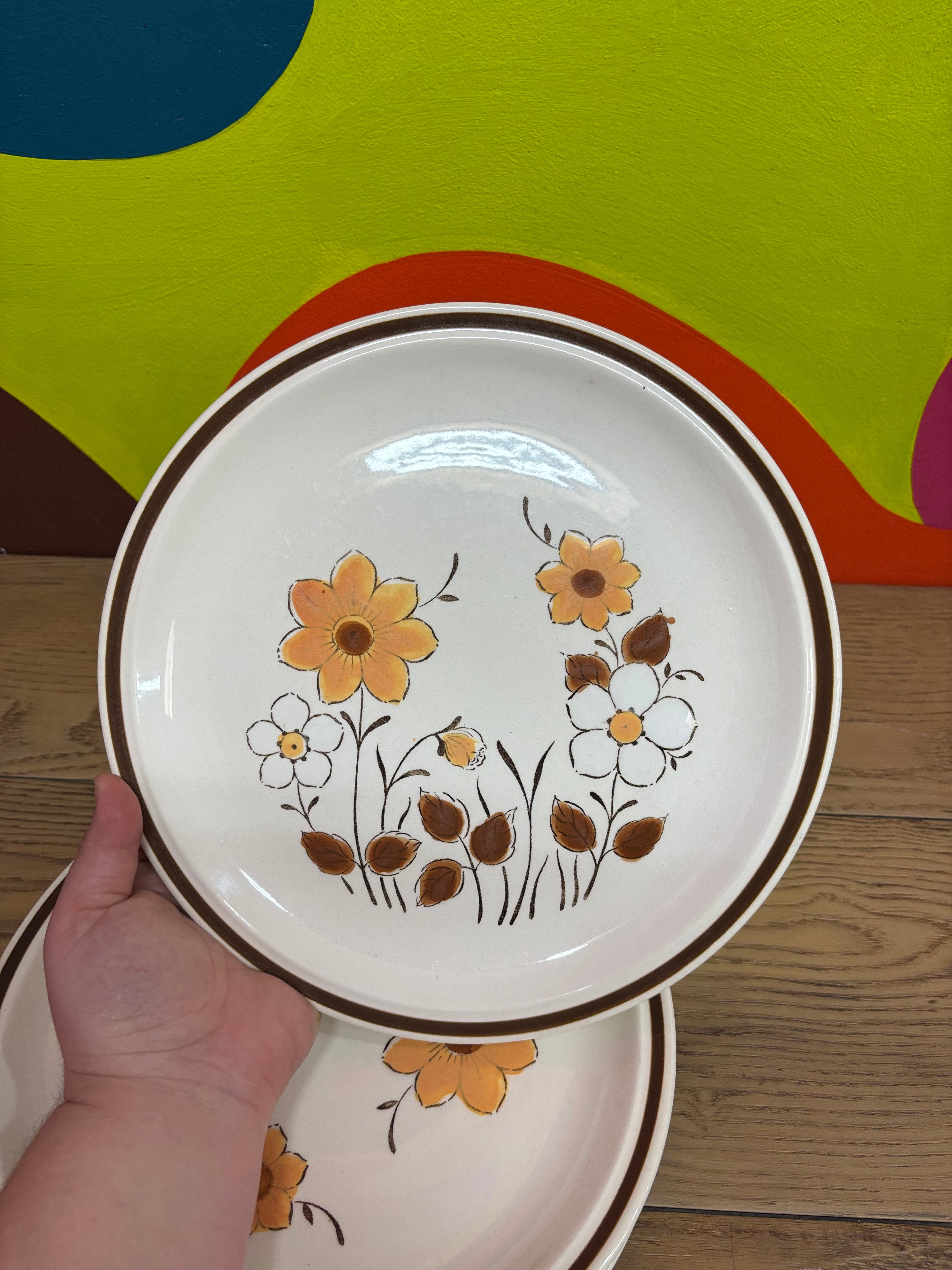 (4) Floral Plates