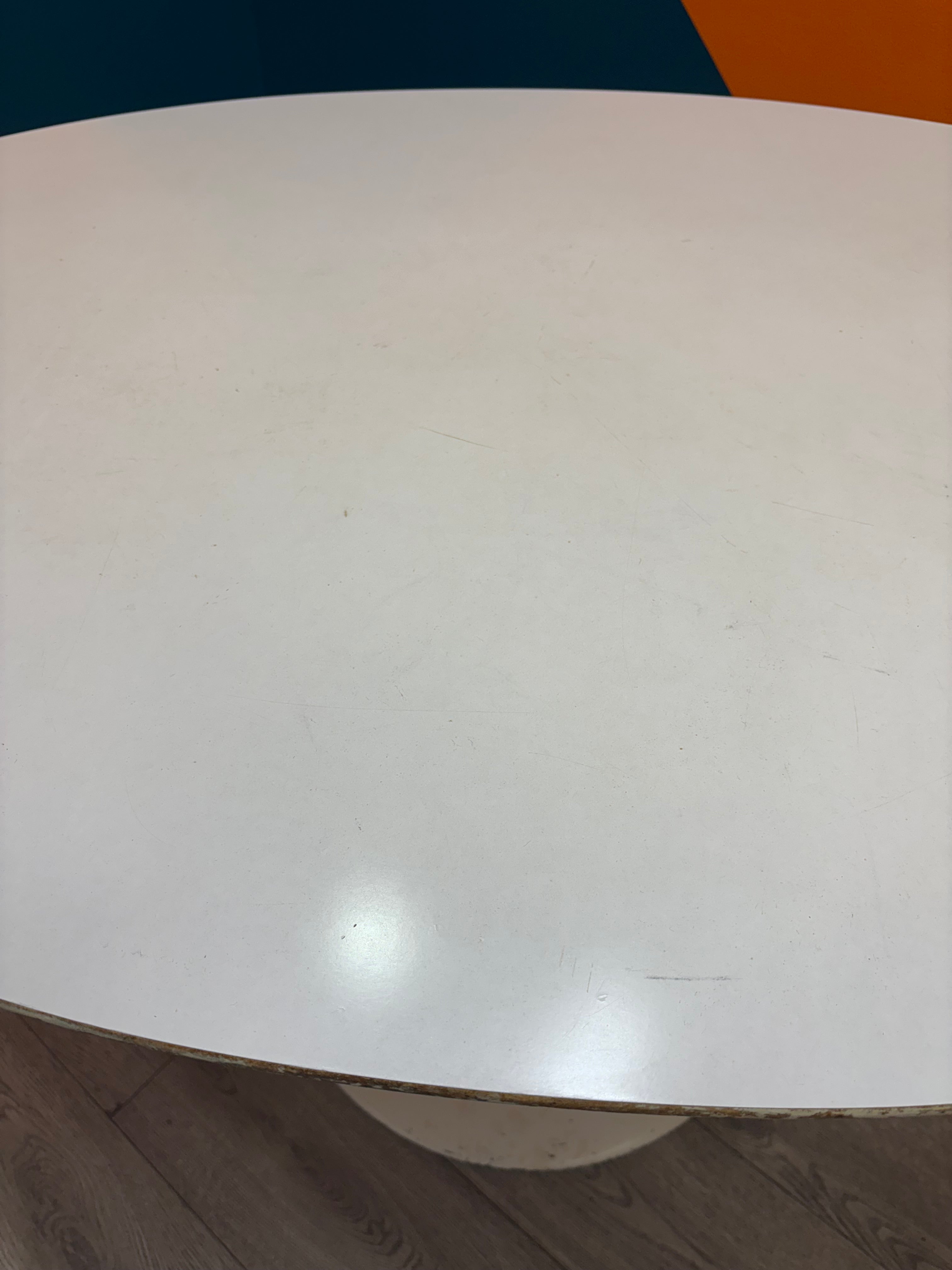 Oval Tulip Dining Table