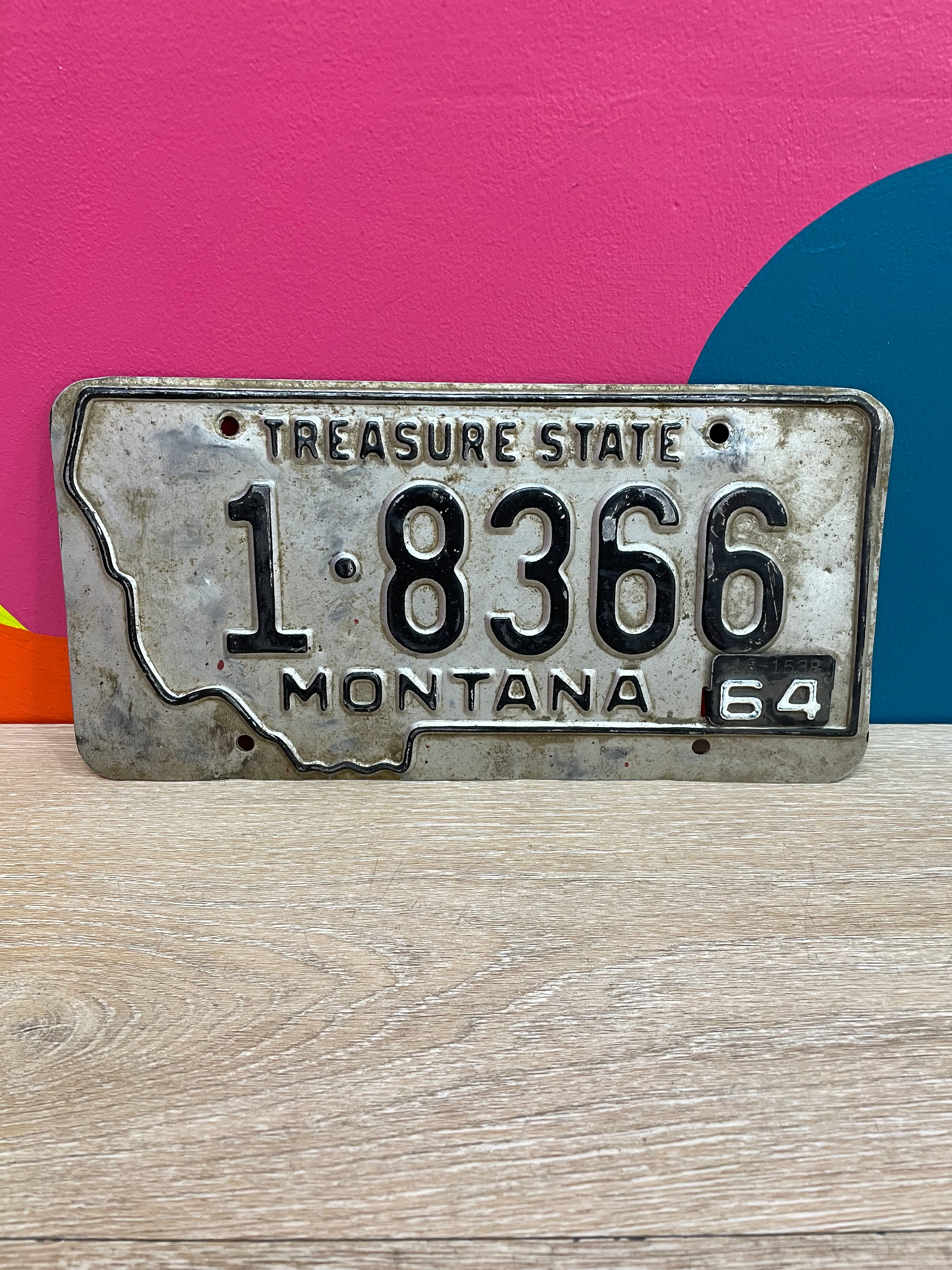 Montana 64 1-8366 License Plate