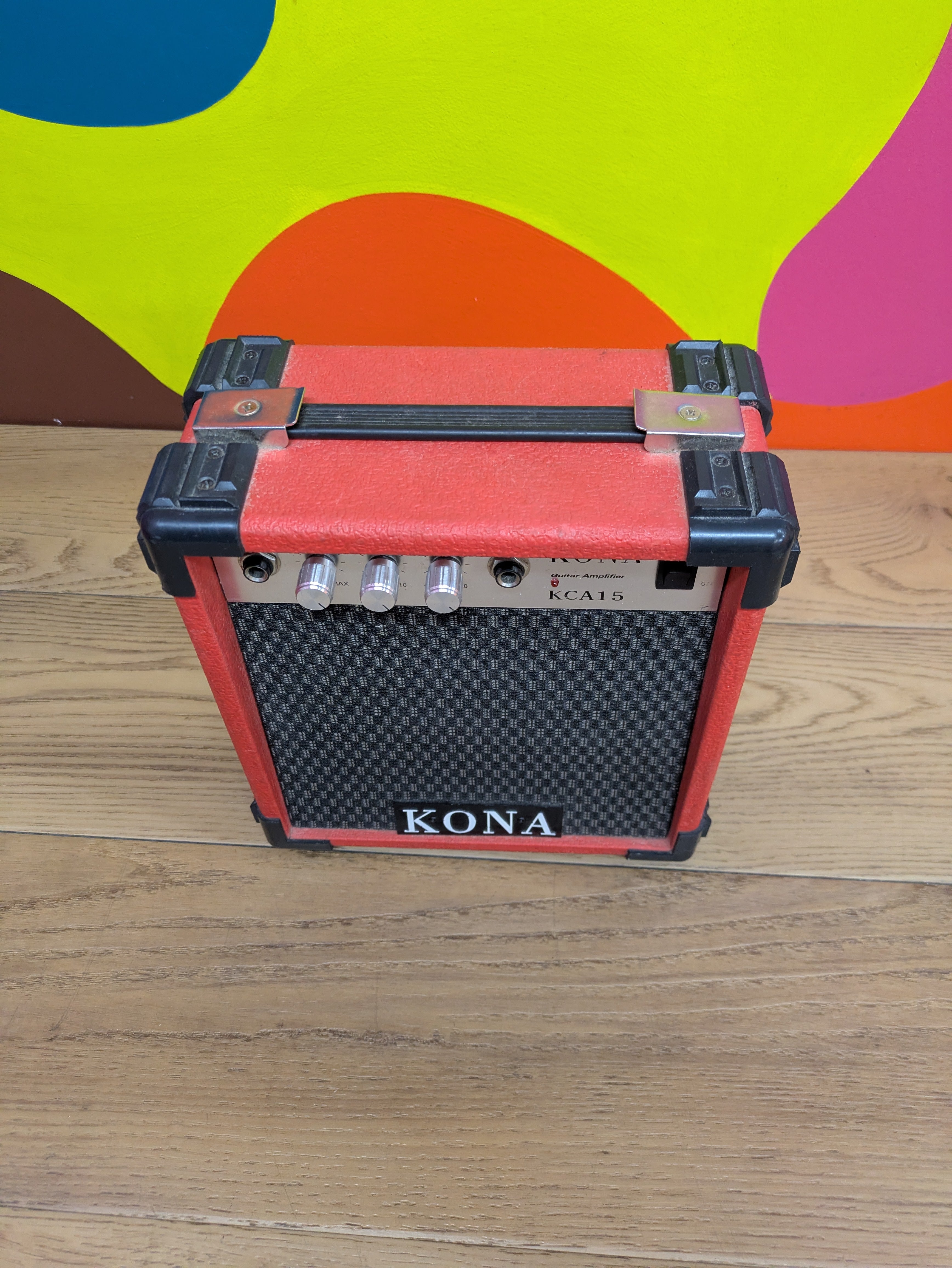 Kona 10 Watt Guitar Amp KCA15RD