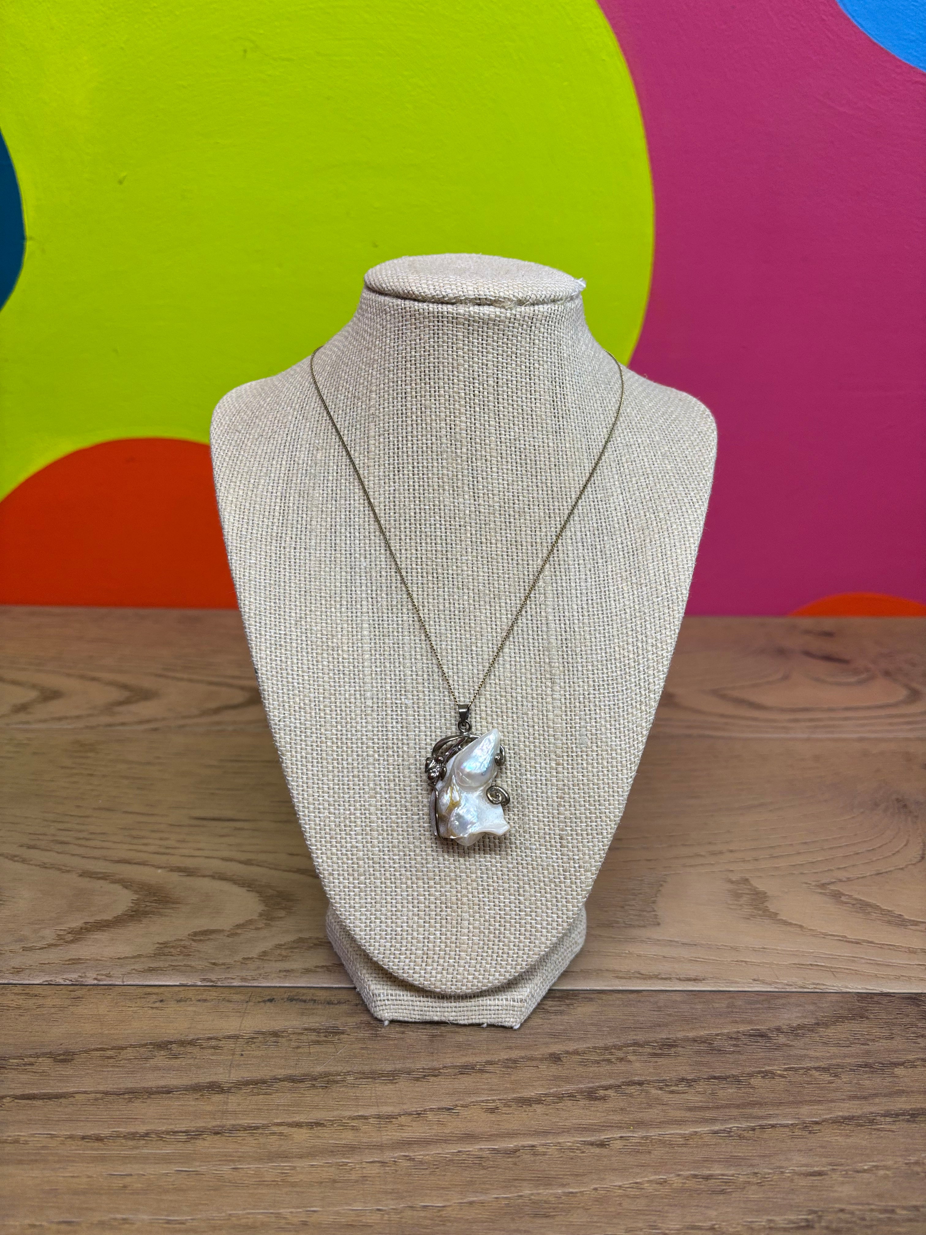 Baroque Mother of Pearl Necklace