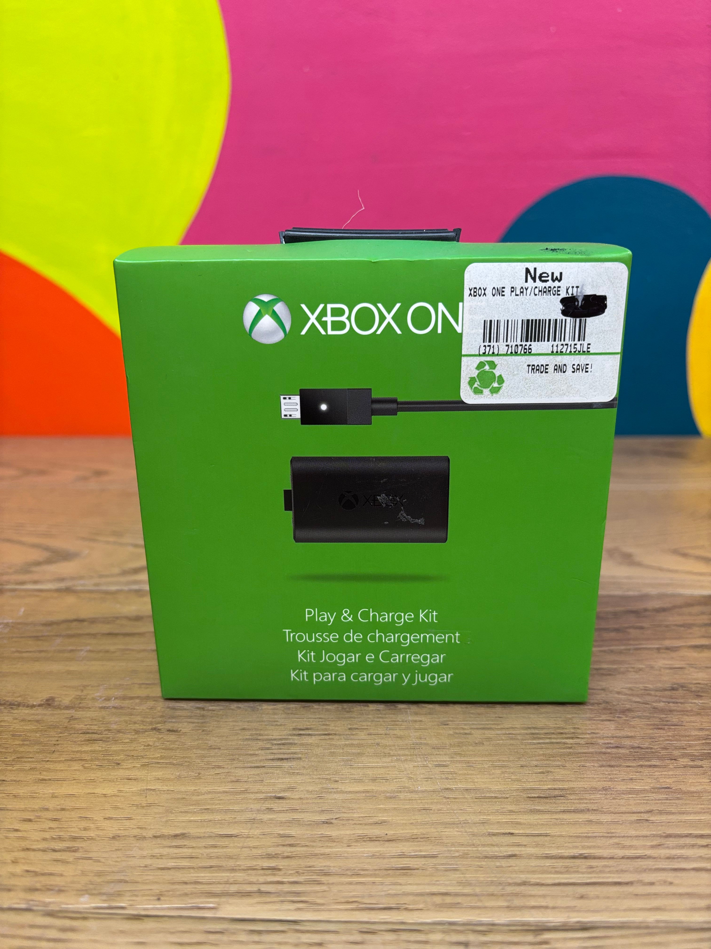 Xbox One Play & Charge Kit (NEW)