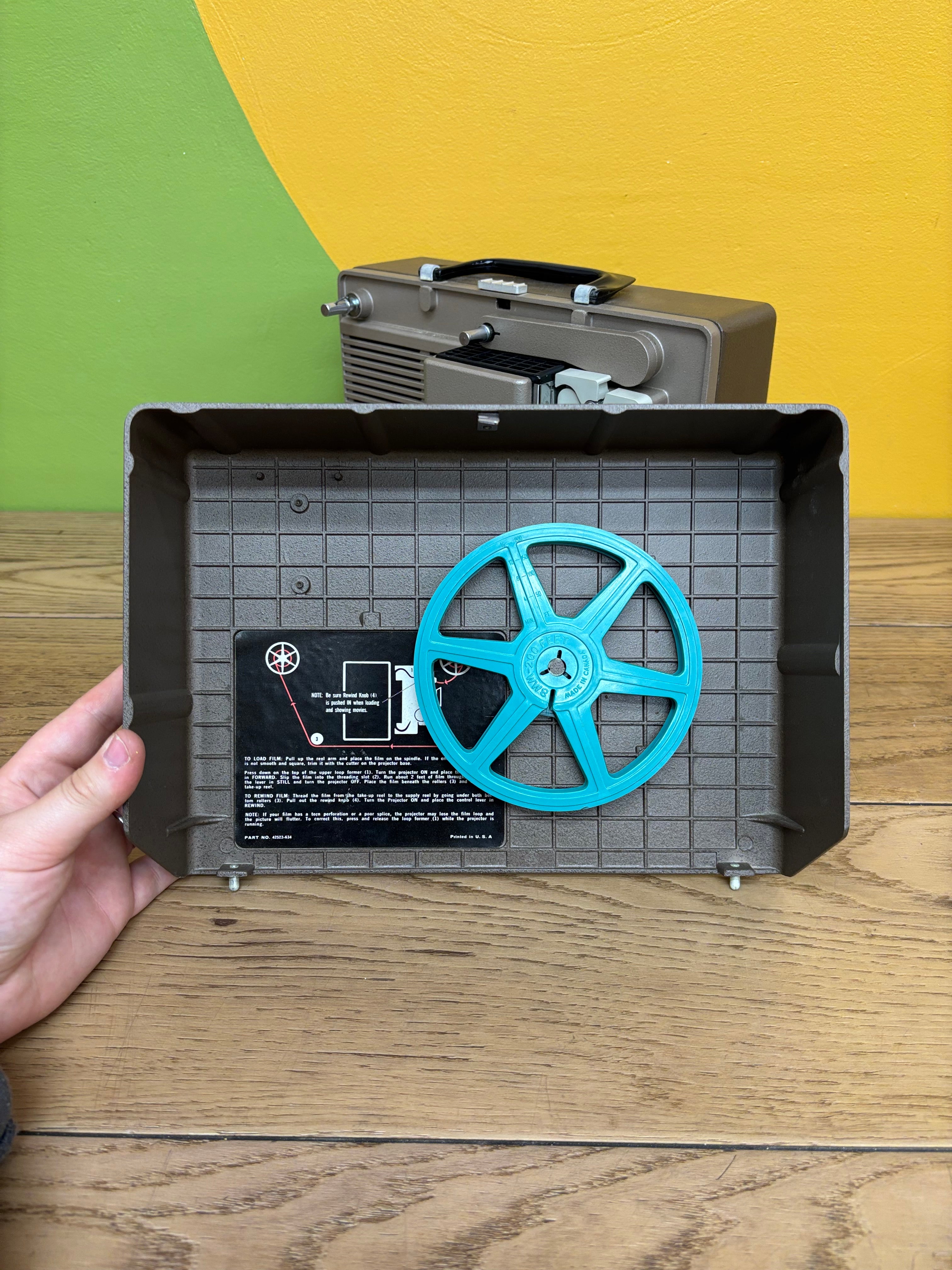 Argus Showmaster 500A Movie Projector