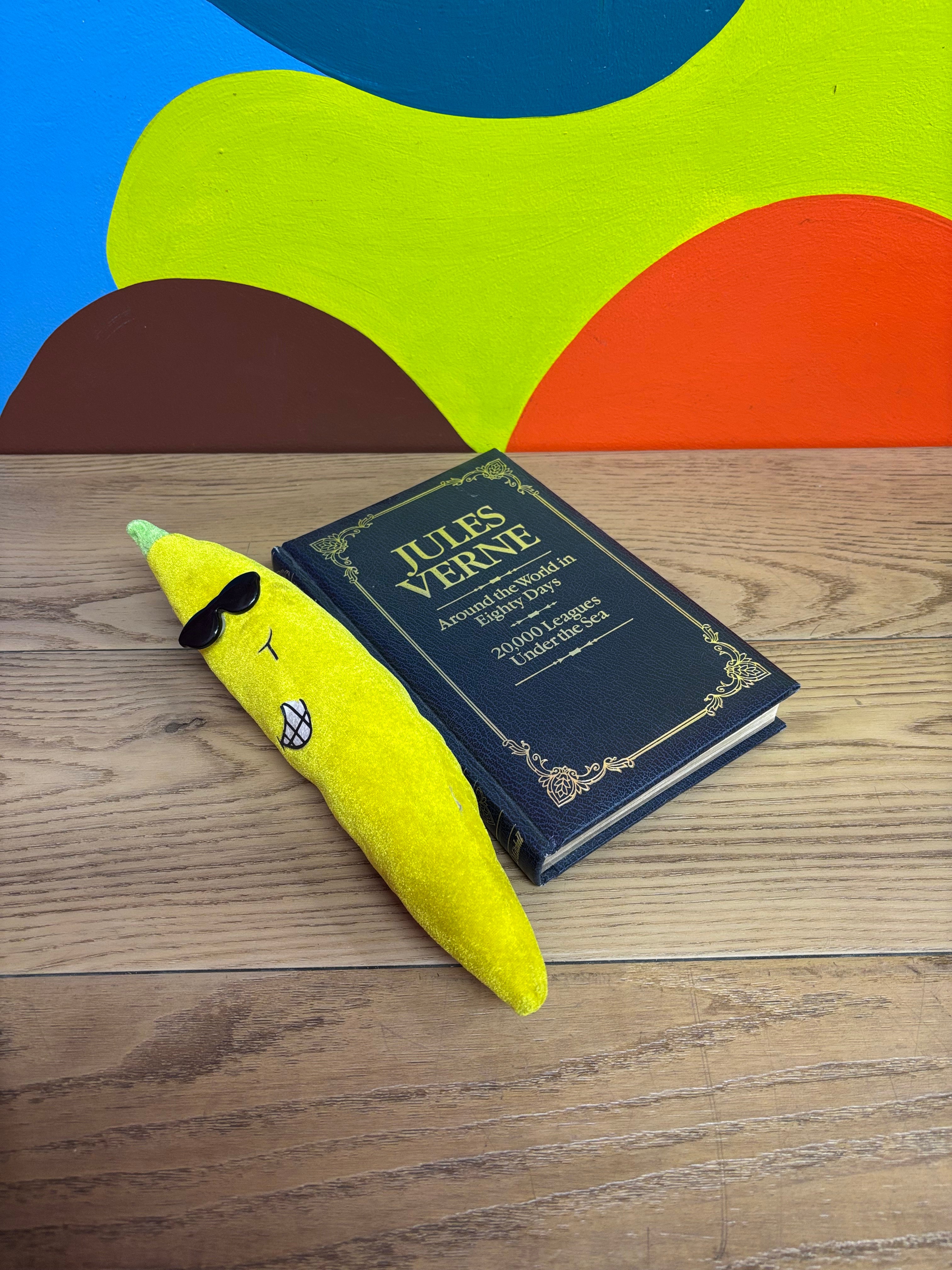 Jules Verne's Book (Around the World in Eighty Days/ 20,000 Leagues Under the Sea)