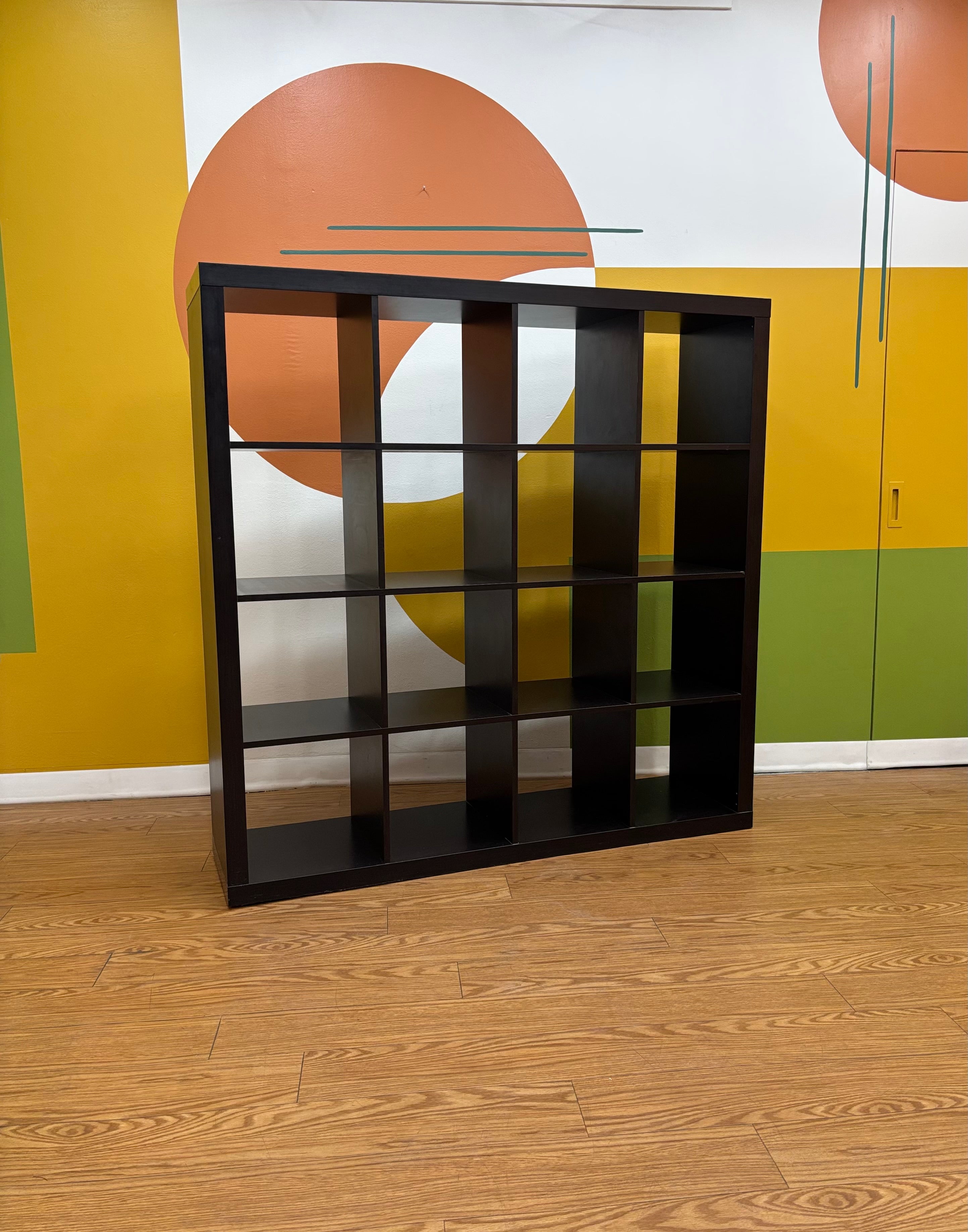 16 Cube Shelving Unit
