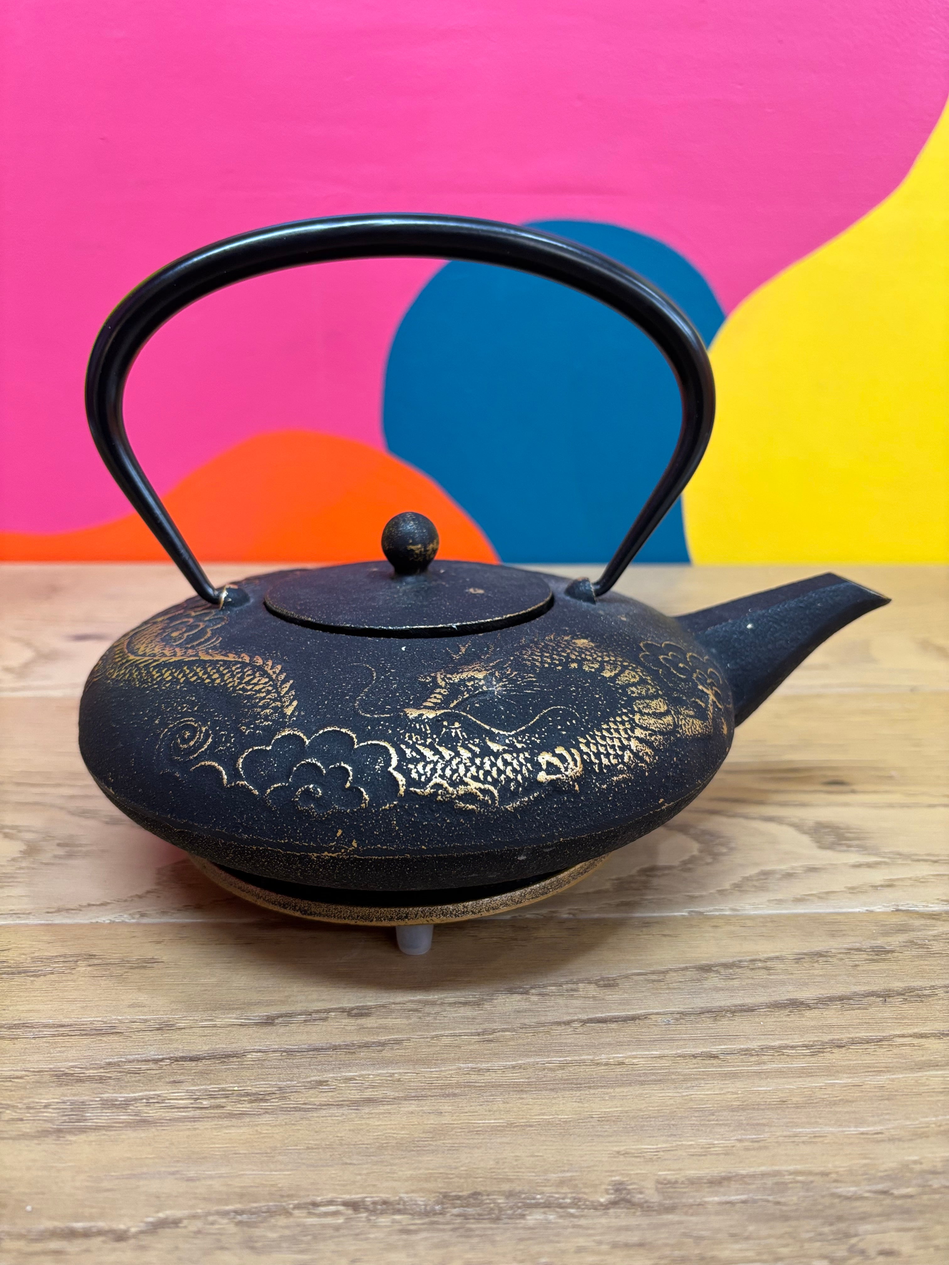 Cast Iron Teapot & Stand