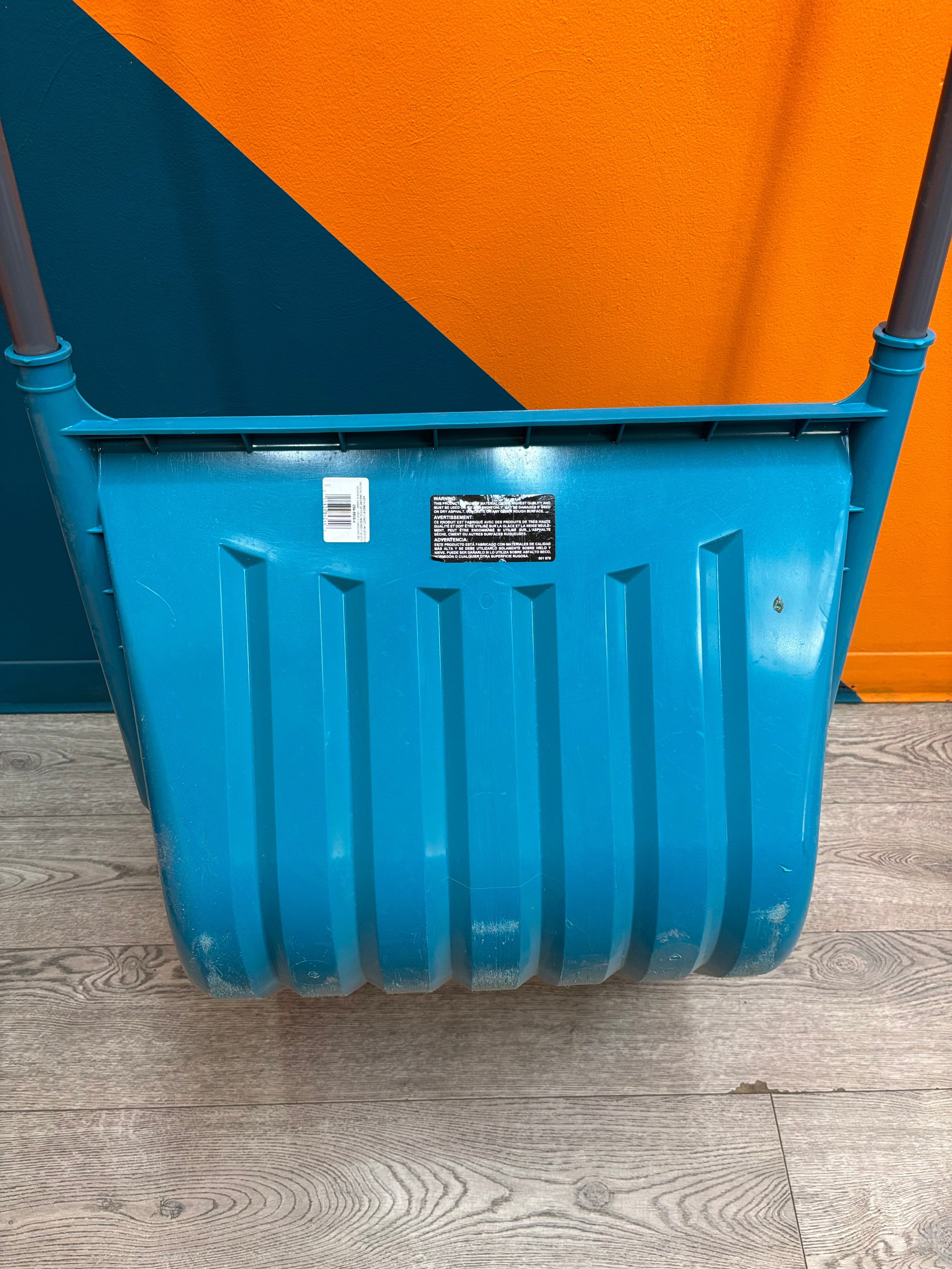 Yardworks Sleigh Snow Shovel