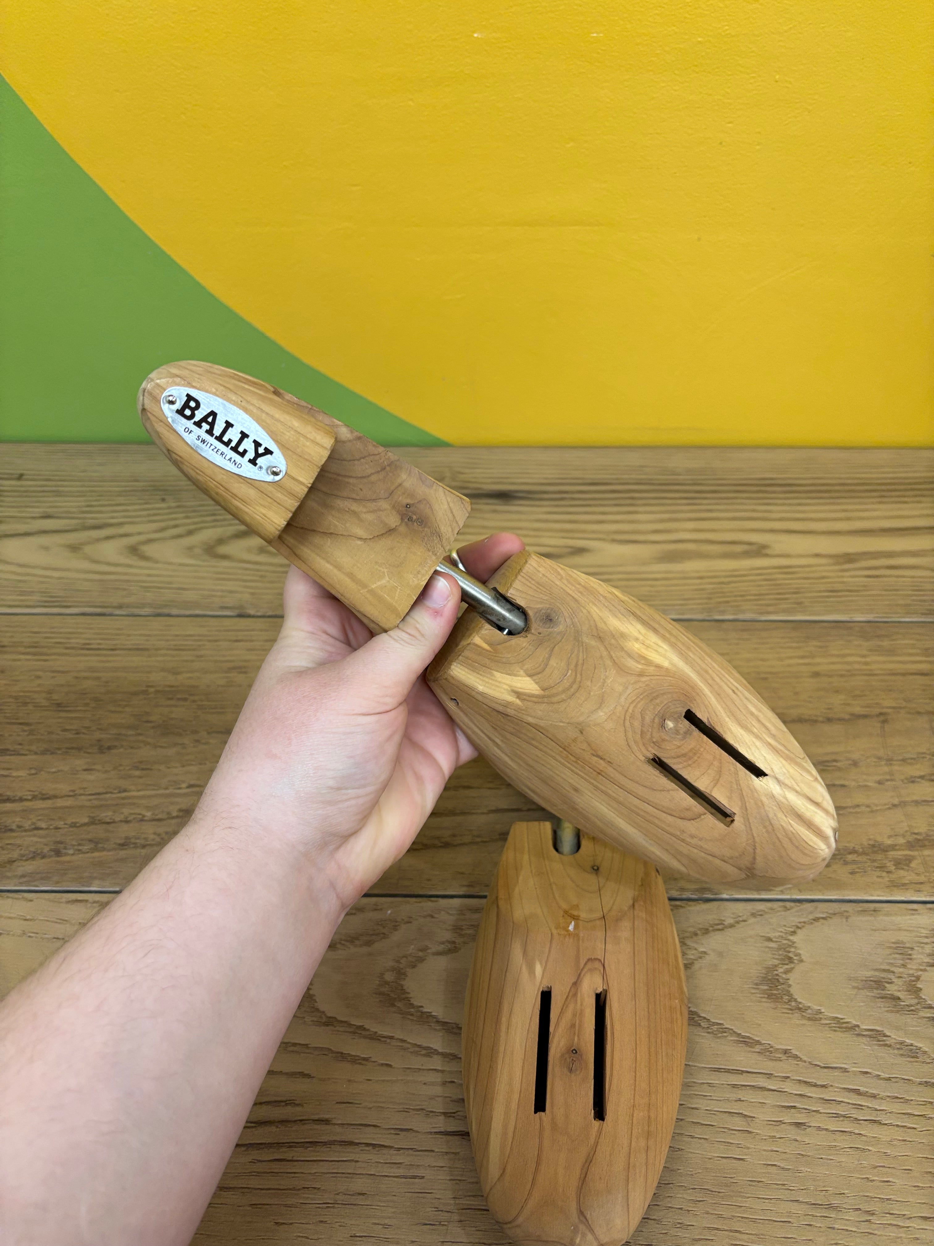 Wood Bally of Switzerland Shoe Trees - Size Large