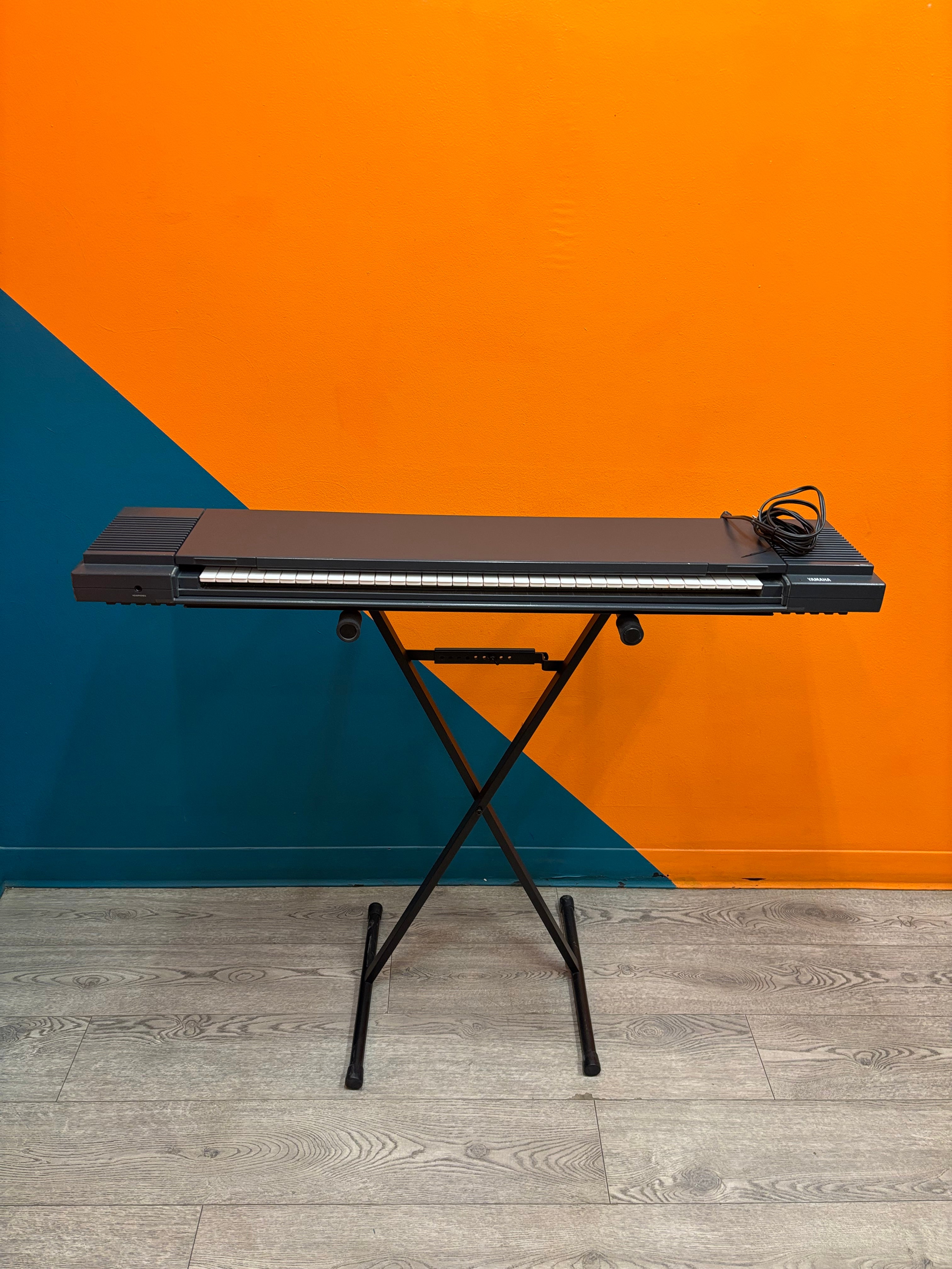 Yamaha PS-6100 Electronic Keyboard & Stand