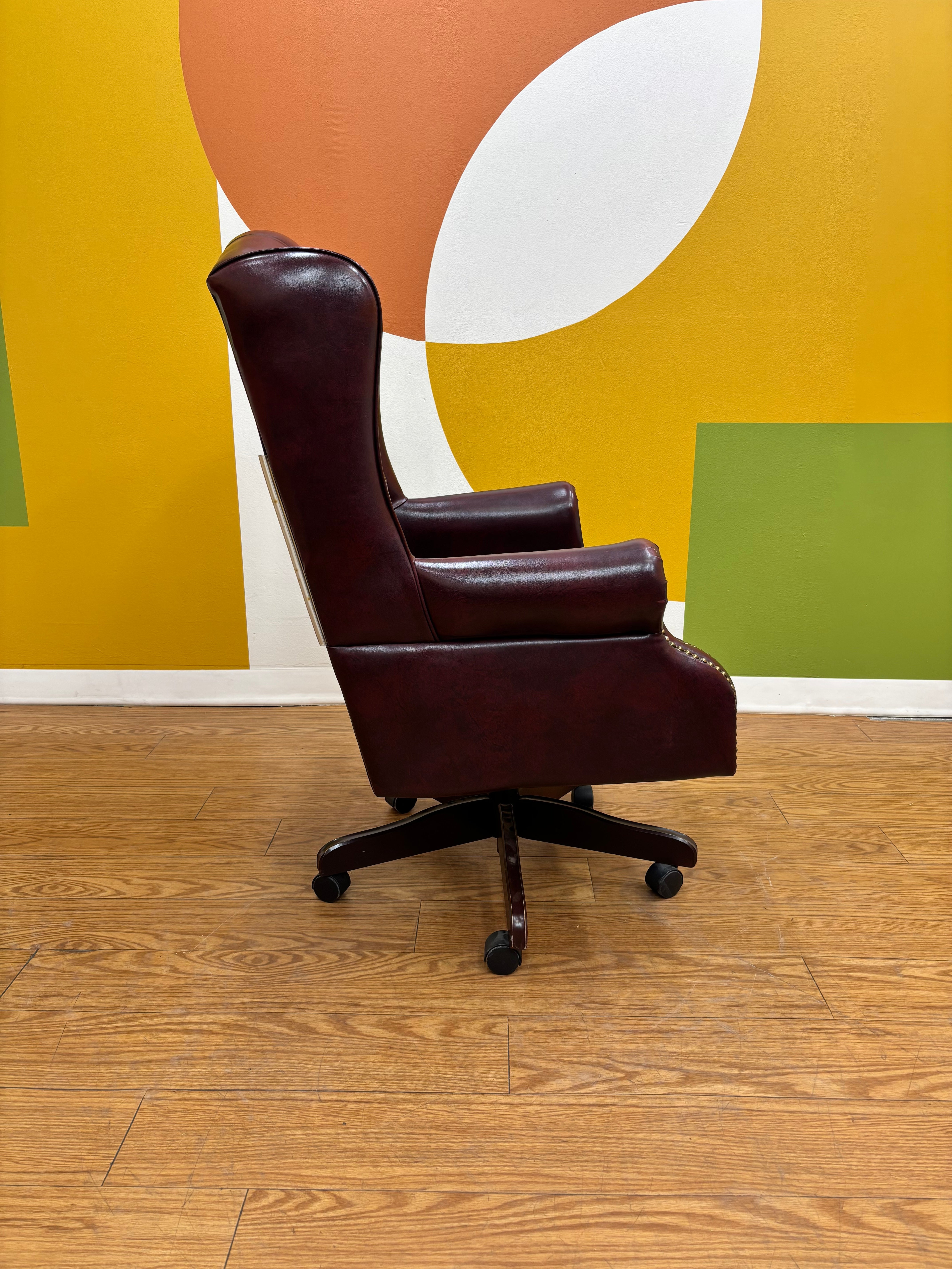 Red Tufted Office Chair