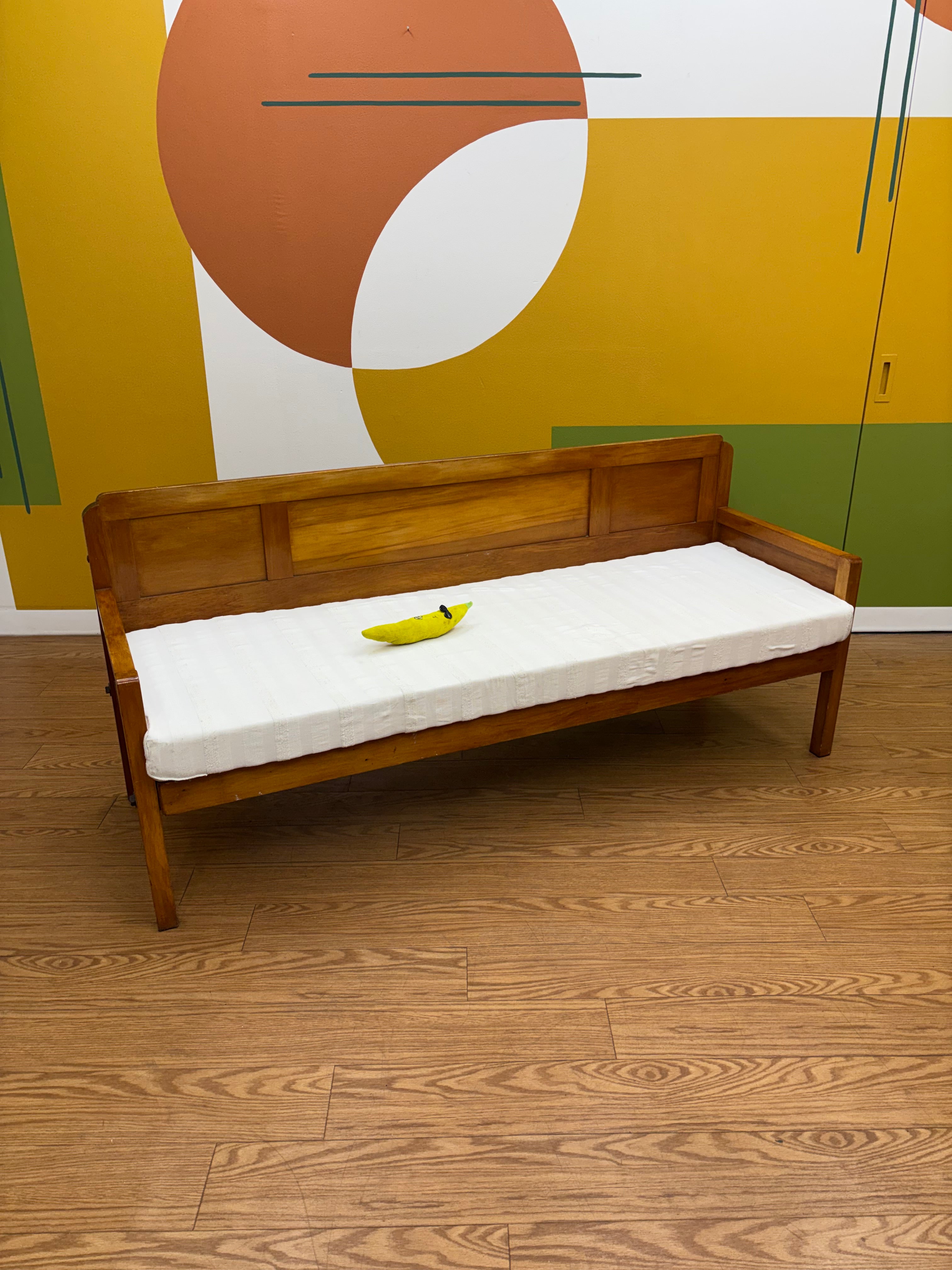 Wood Daybed
