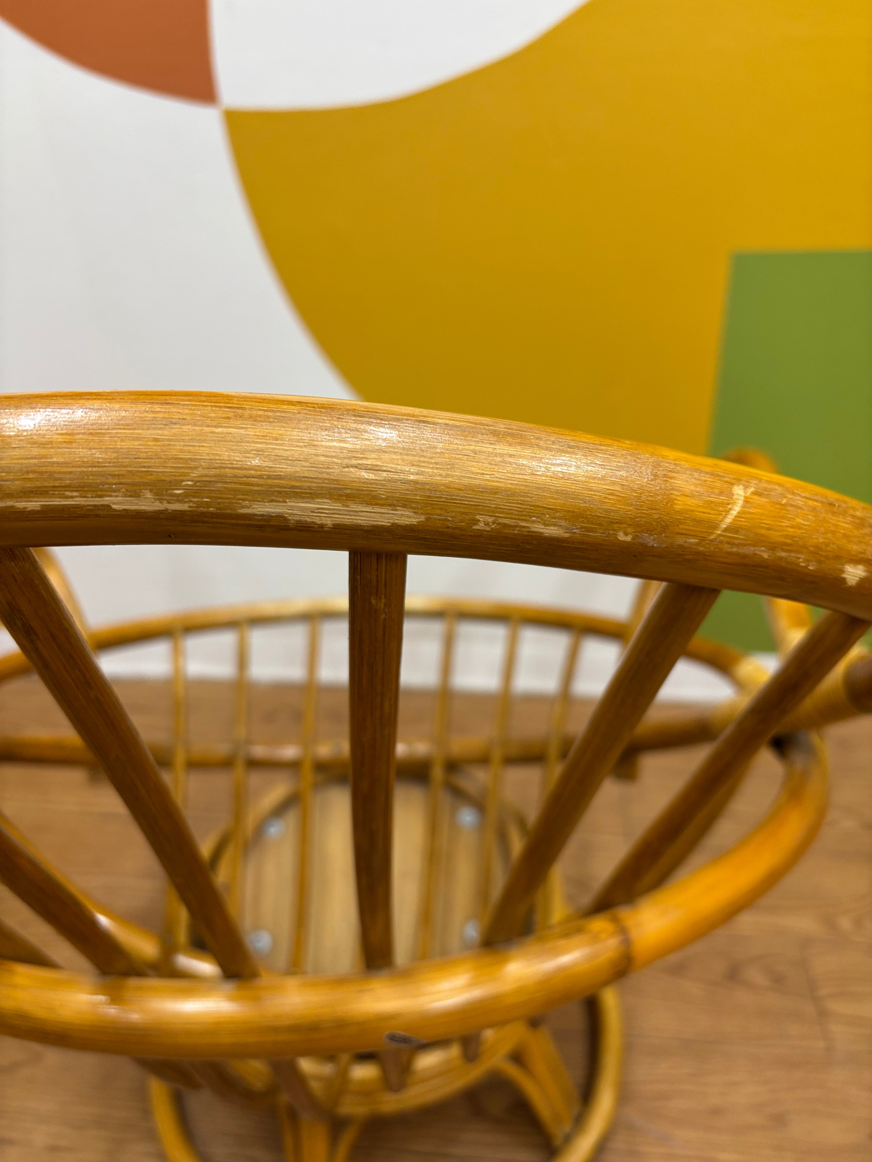 Egg Swivel Chair Frame