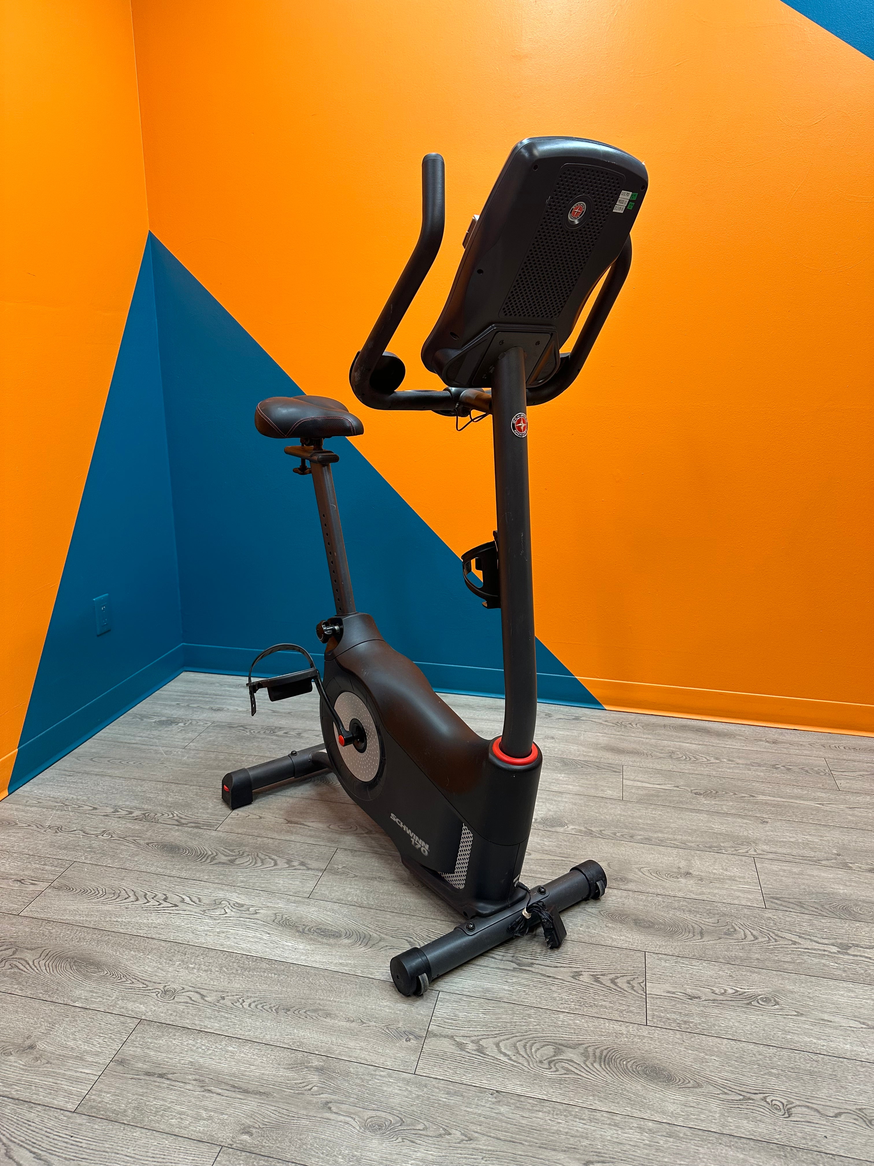 Schwinn 170 Upright Exercise Bike