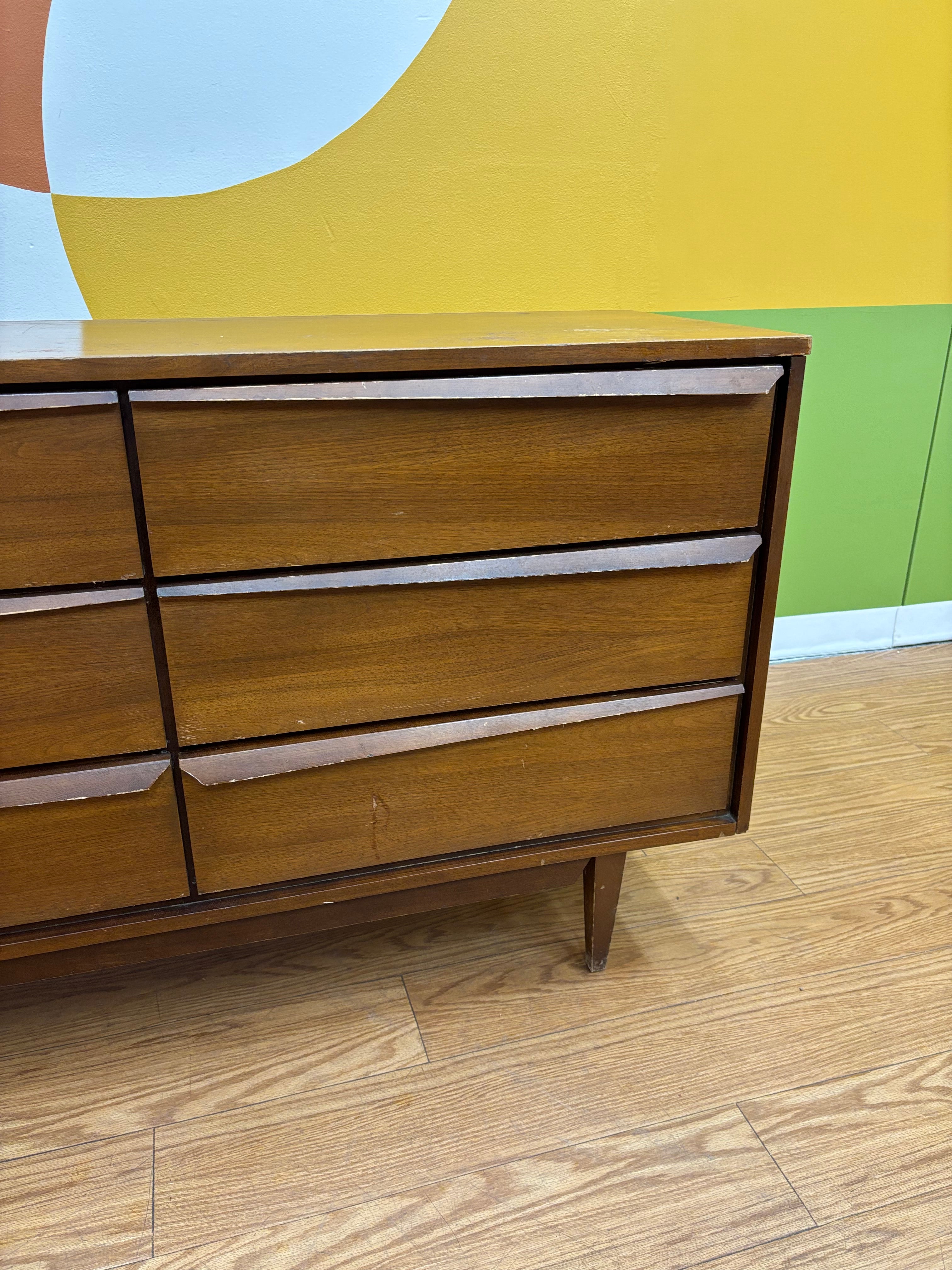 6 Drawer Dresser