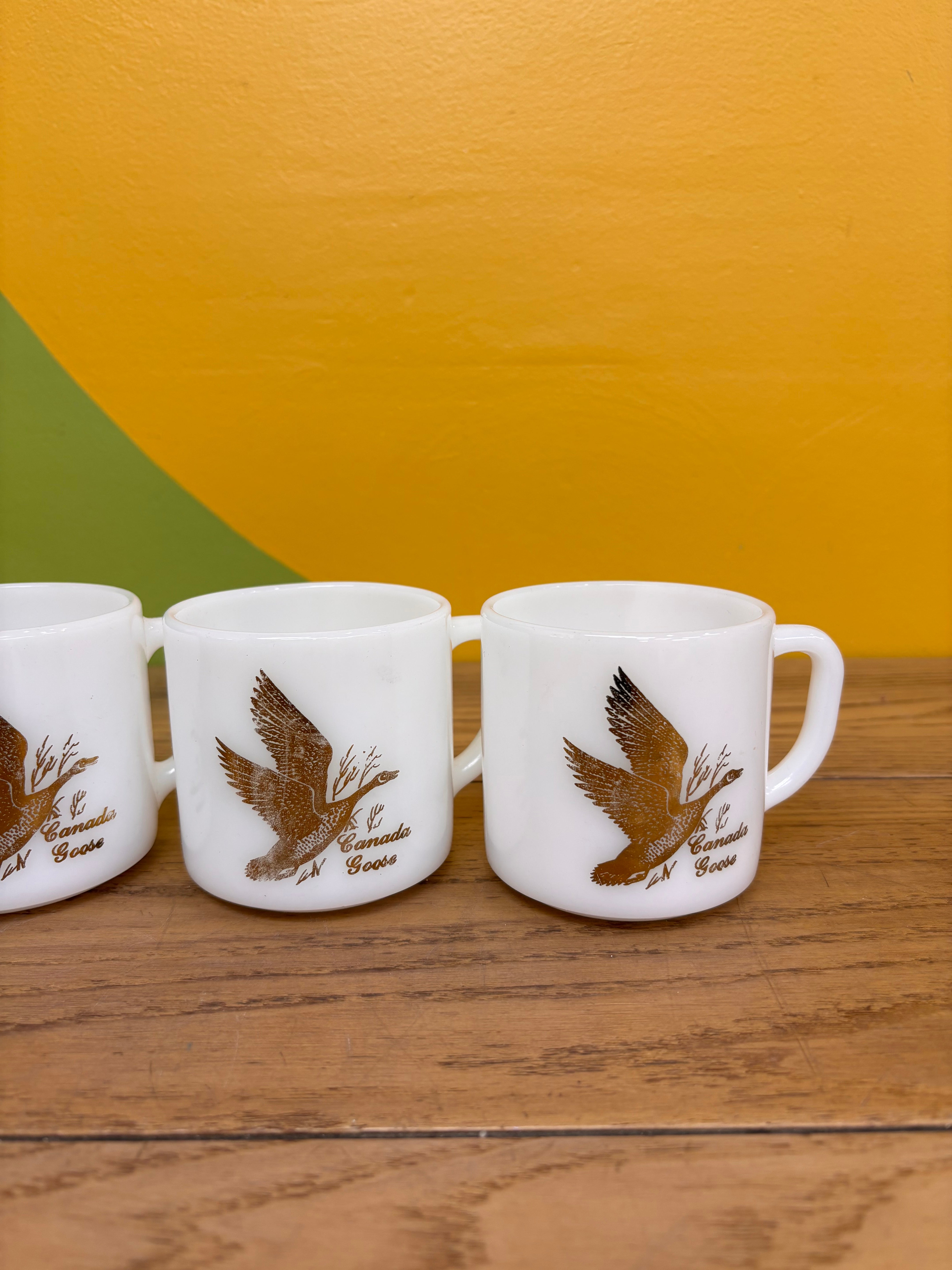 Federal Glass Canada Goose Mugs (4)