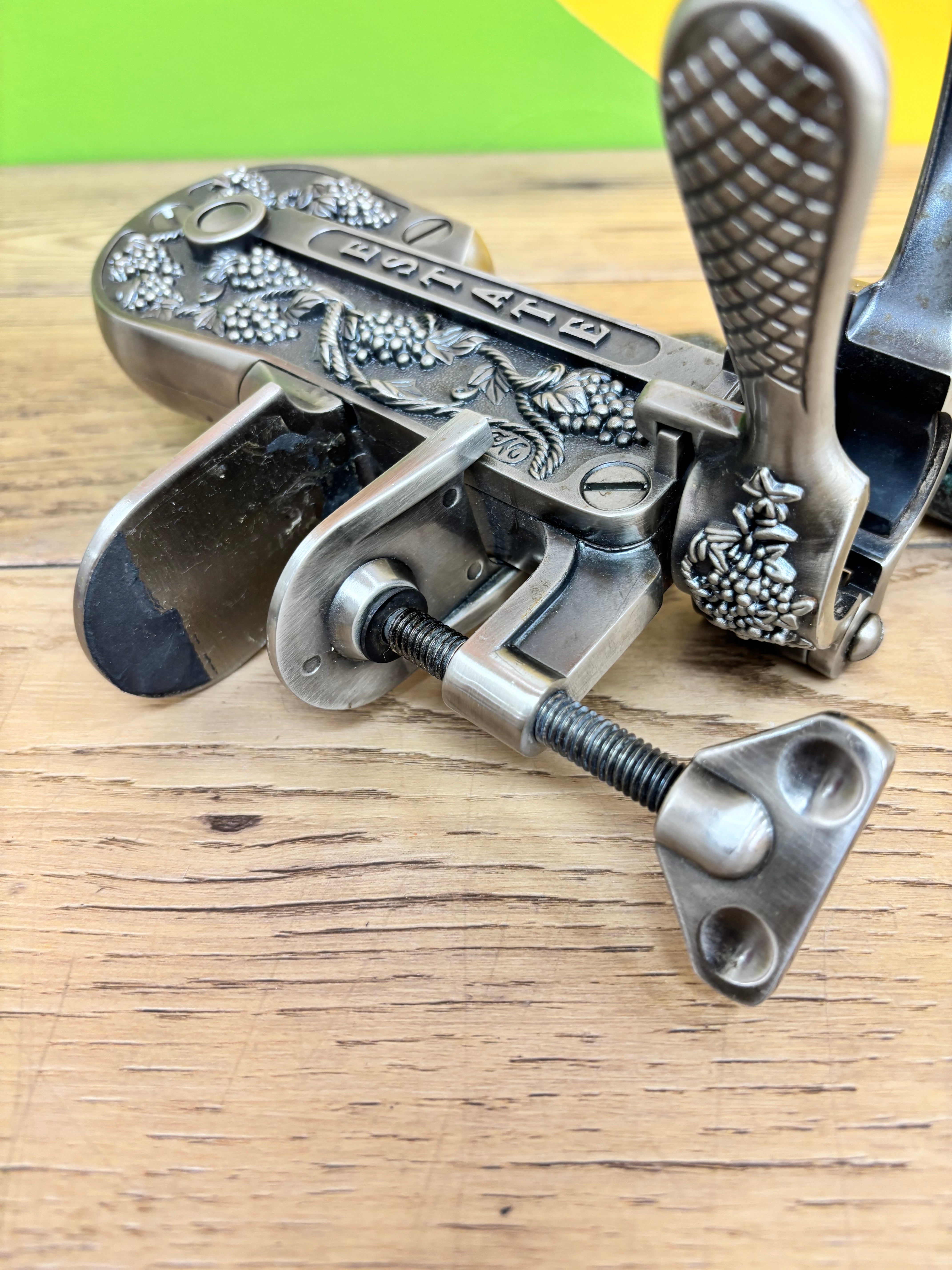 Table-Mount Corkscrew