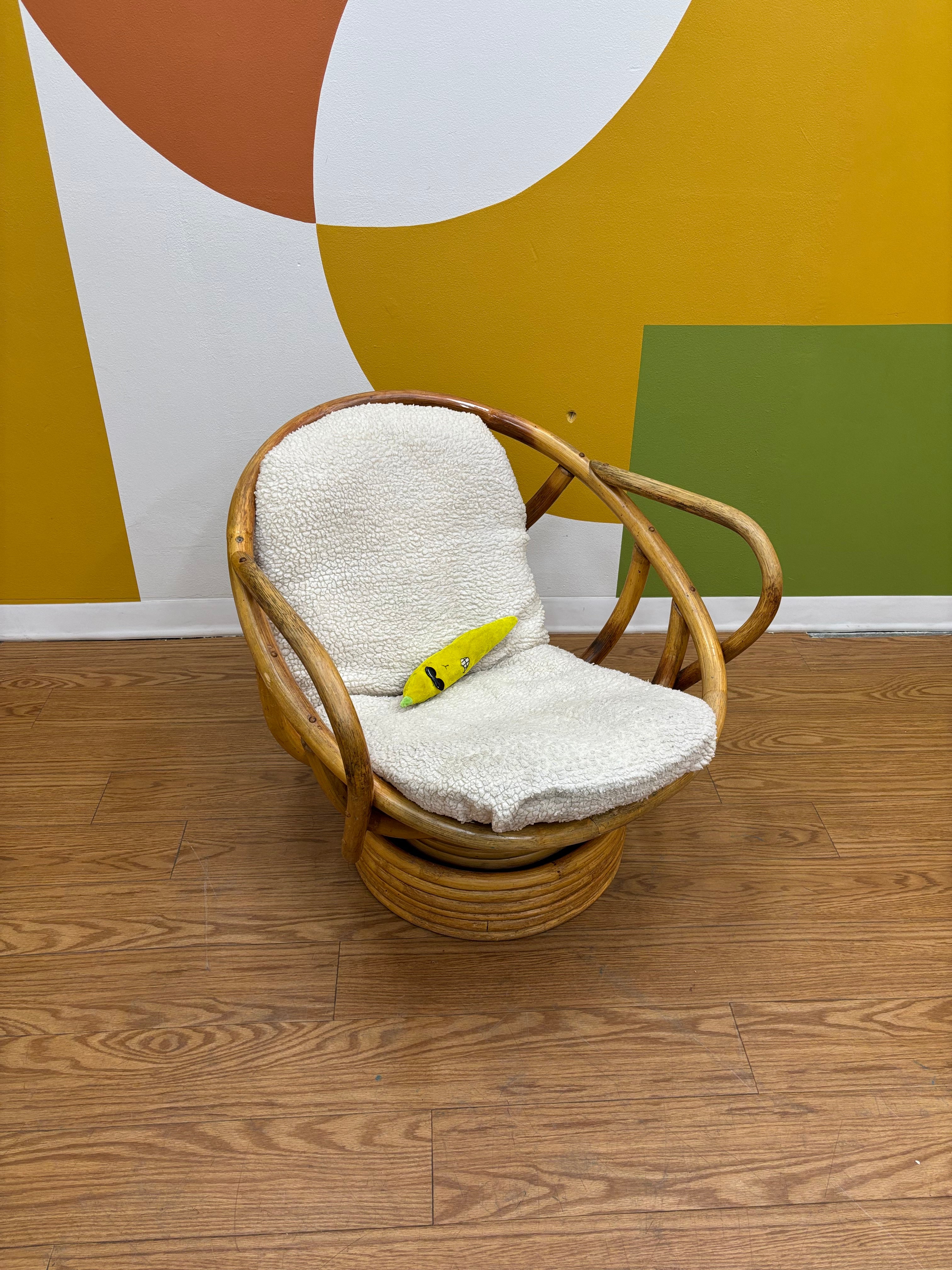 Egg Swivel Chair