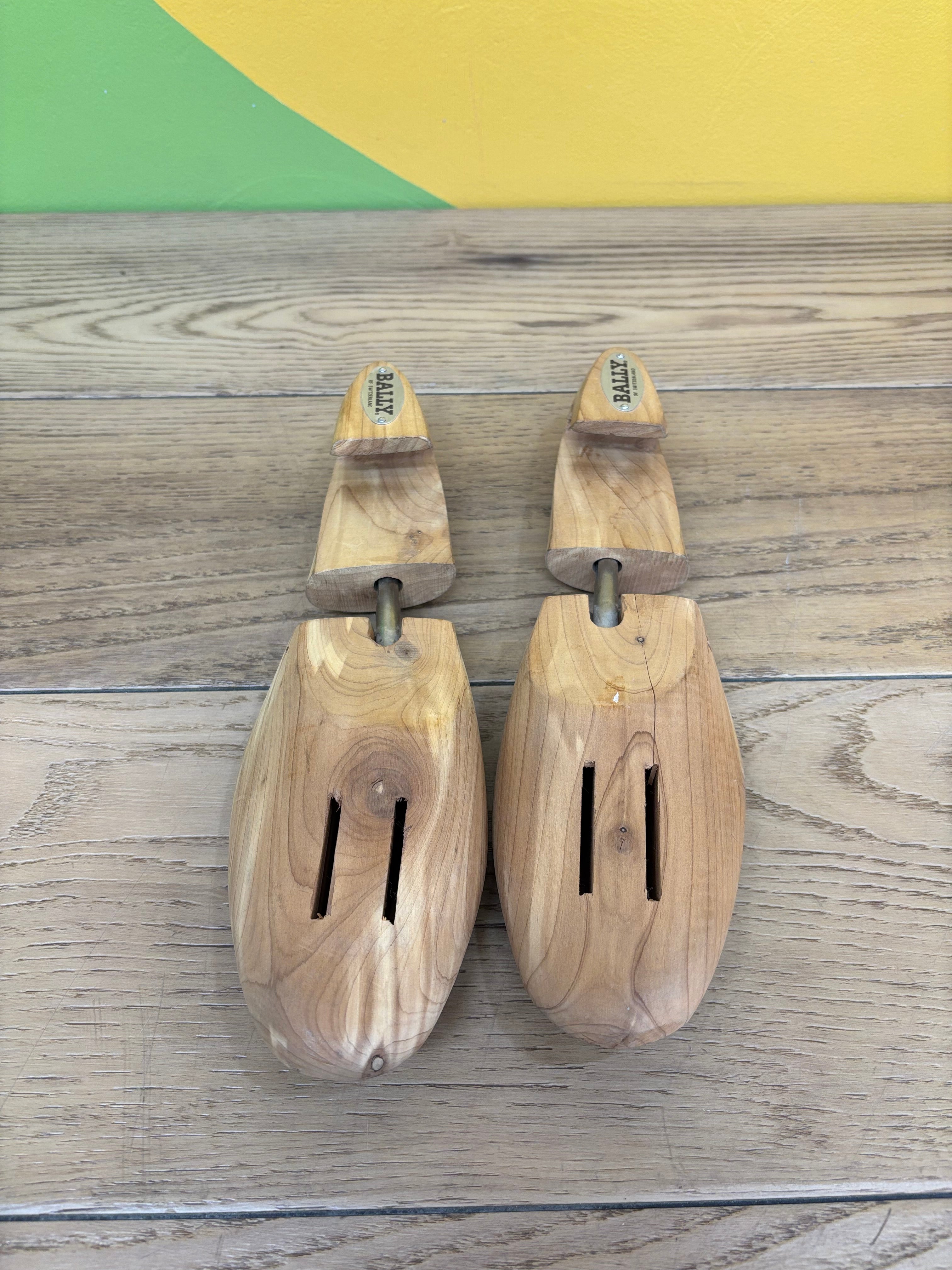 Wood Bally of Switzerland Shoe Trees - Size Large