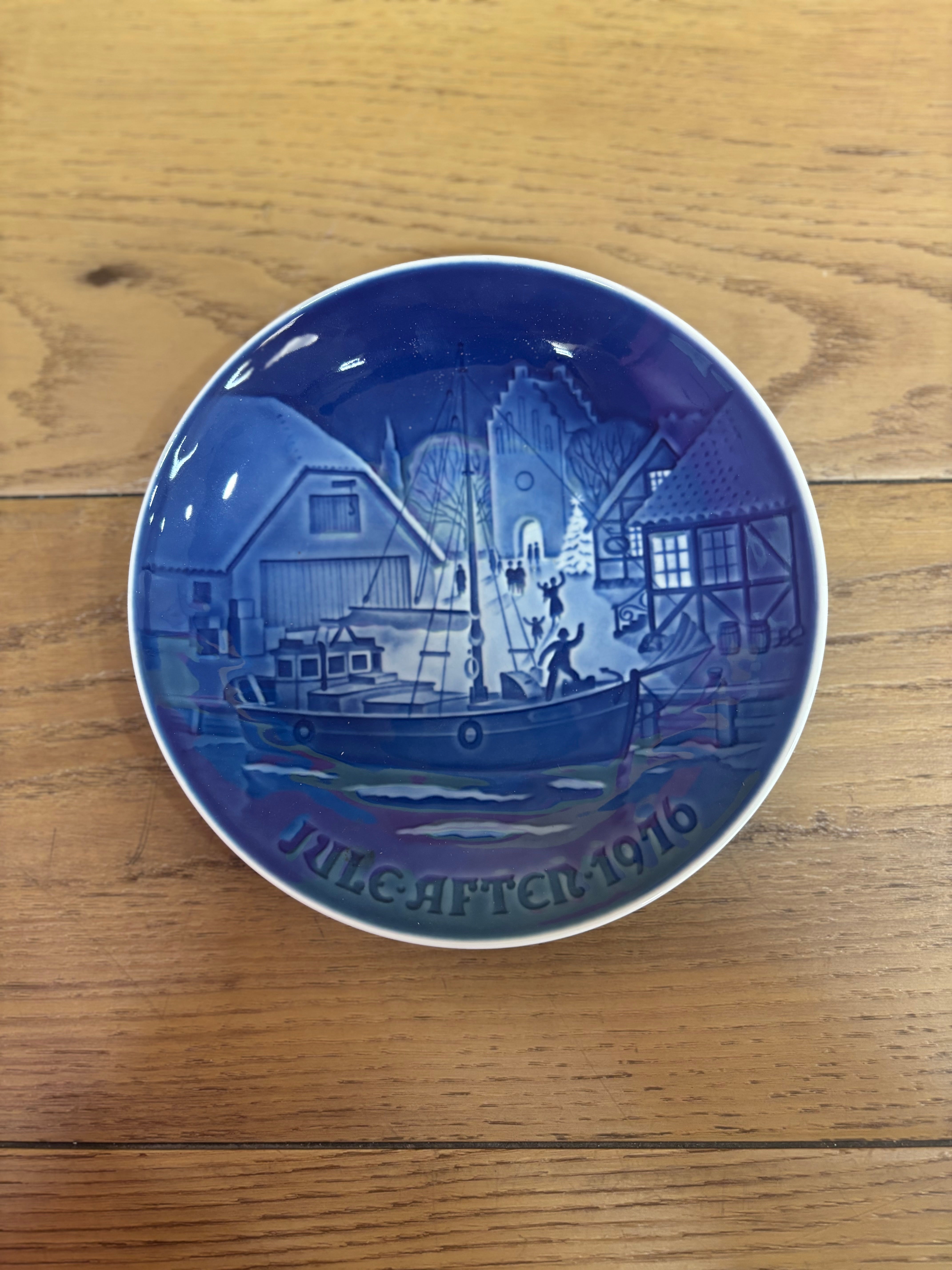 Bing & Grondahl Boat 1976 Plate