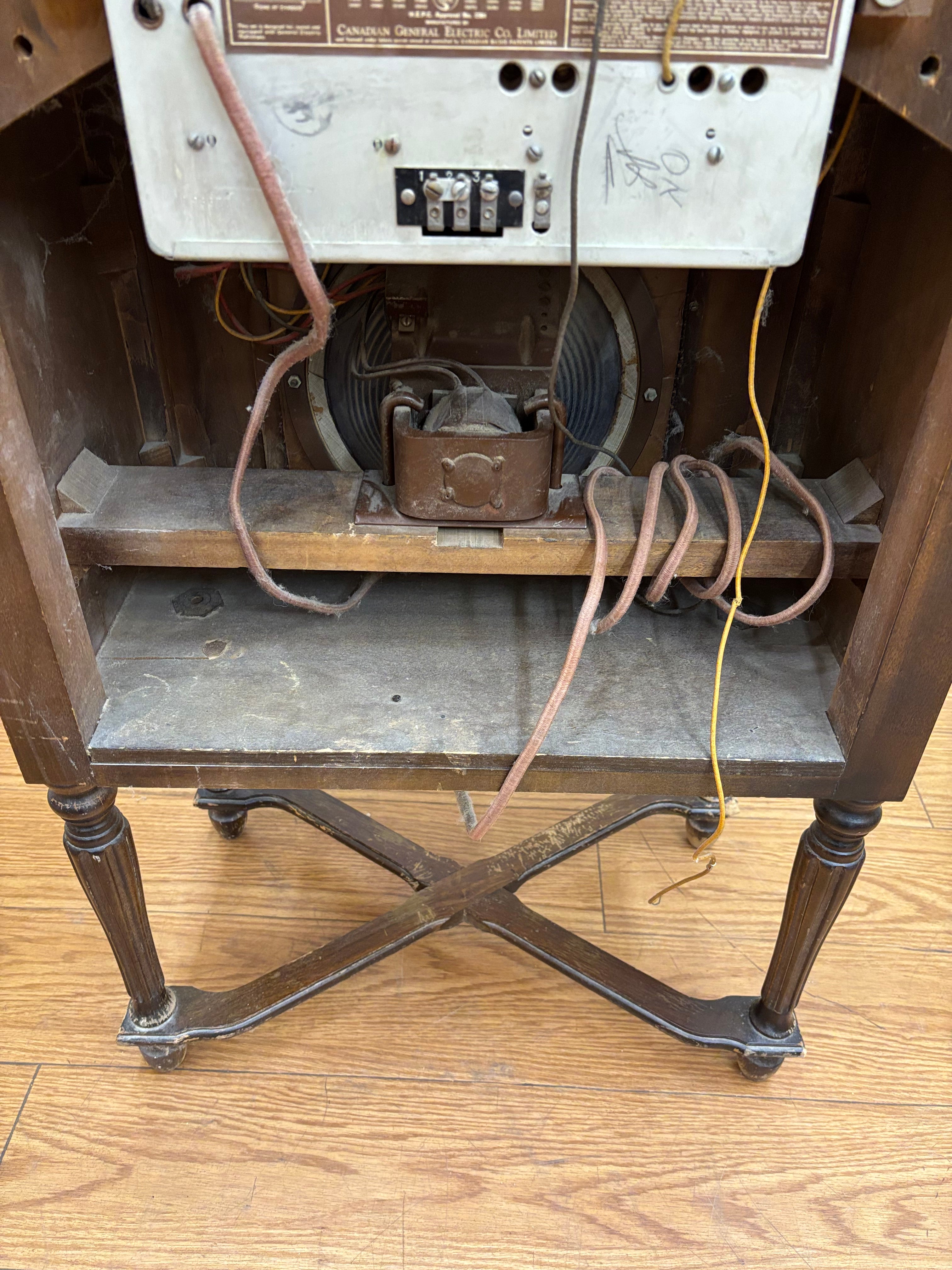 General Electric Model Radio