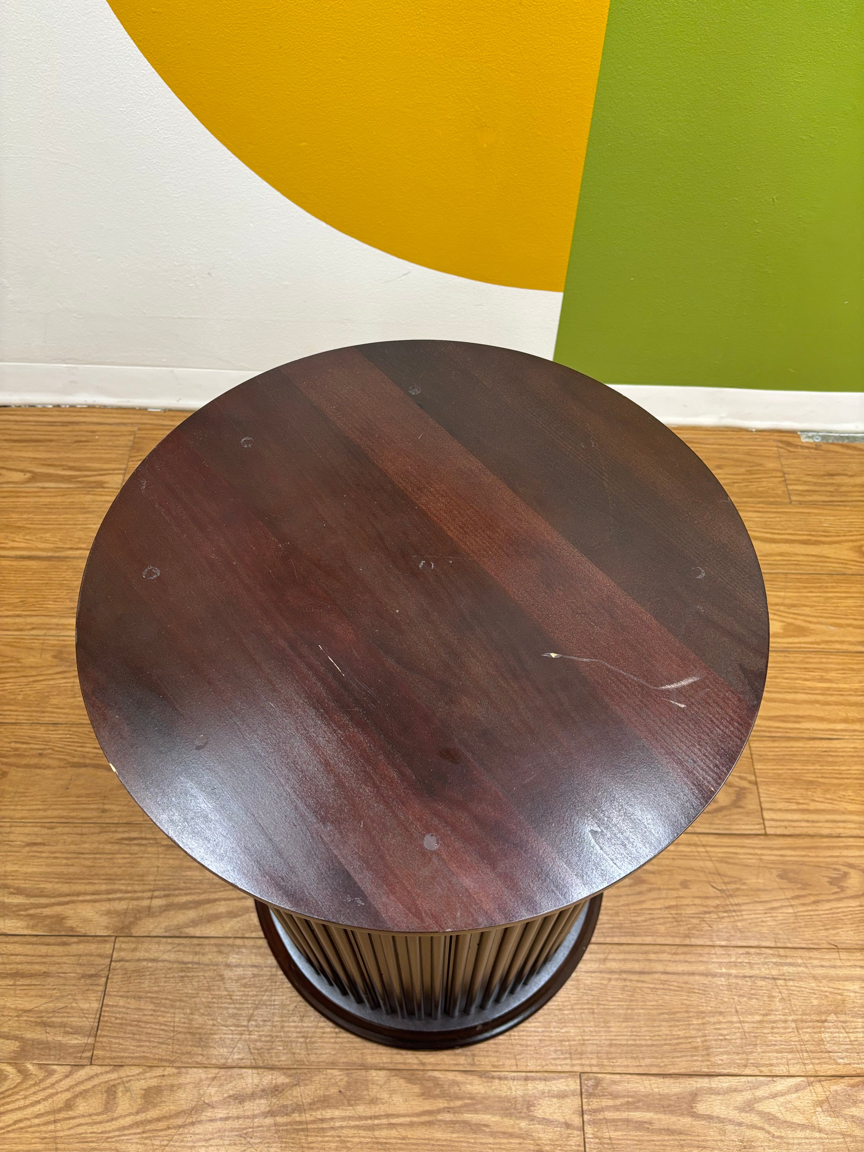 Round Side Table