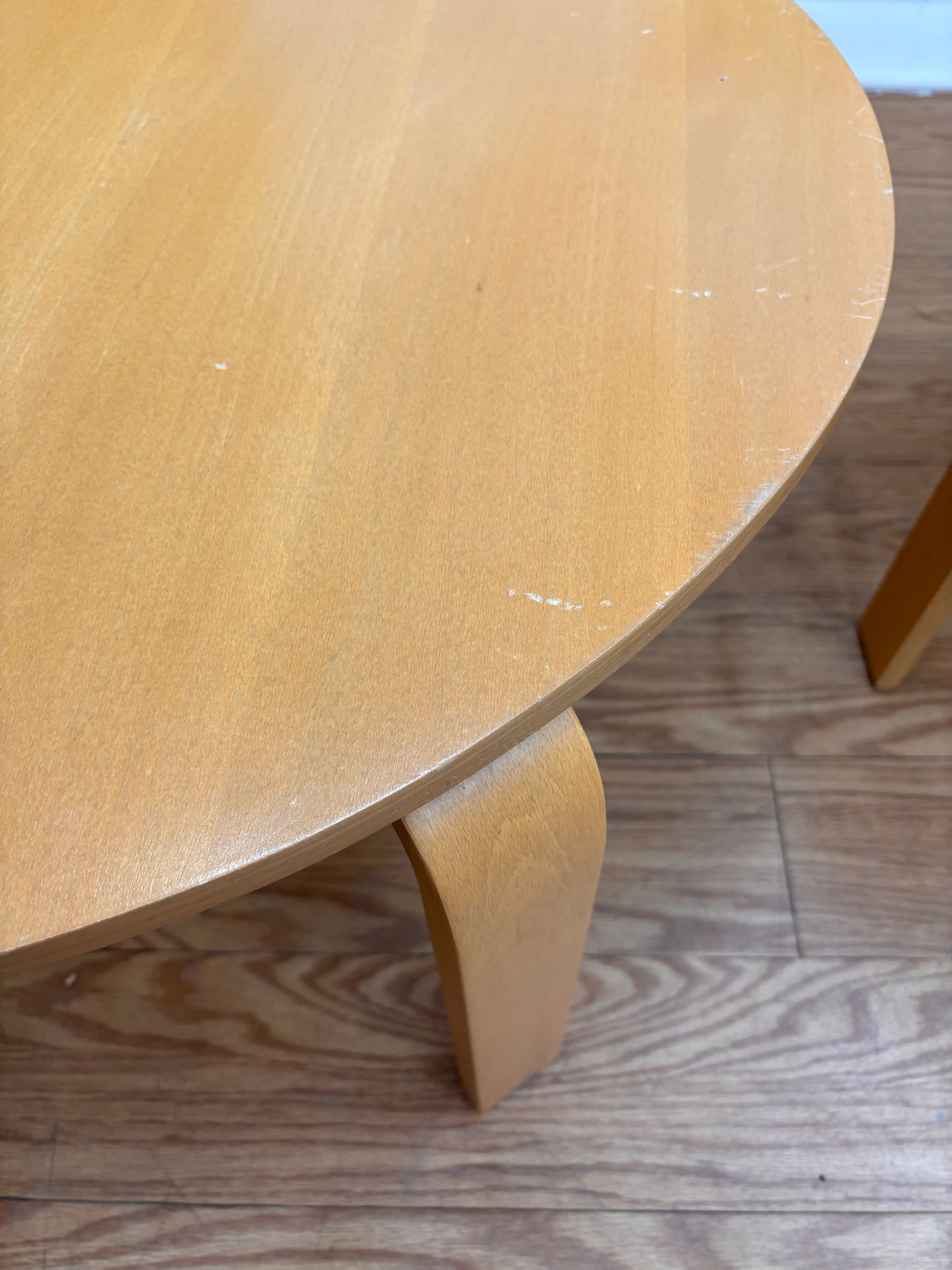 Nesting Tables (2)