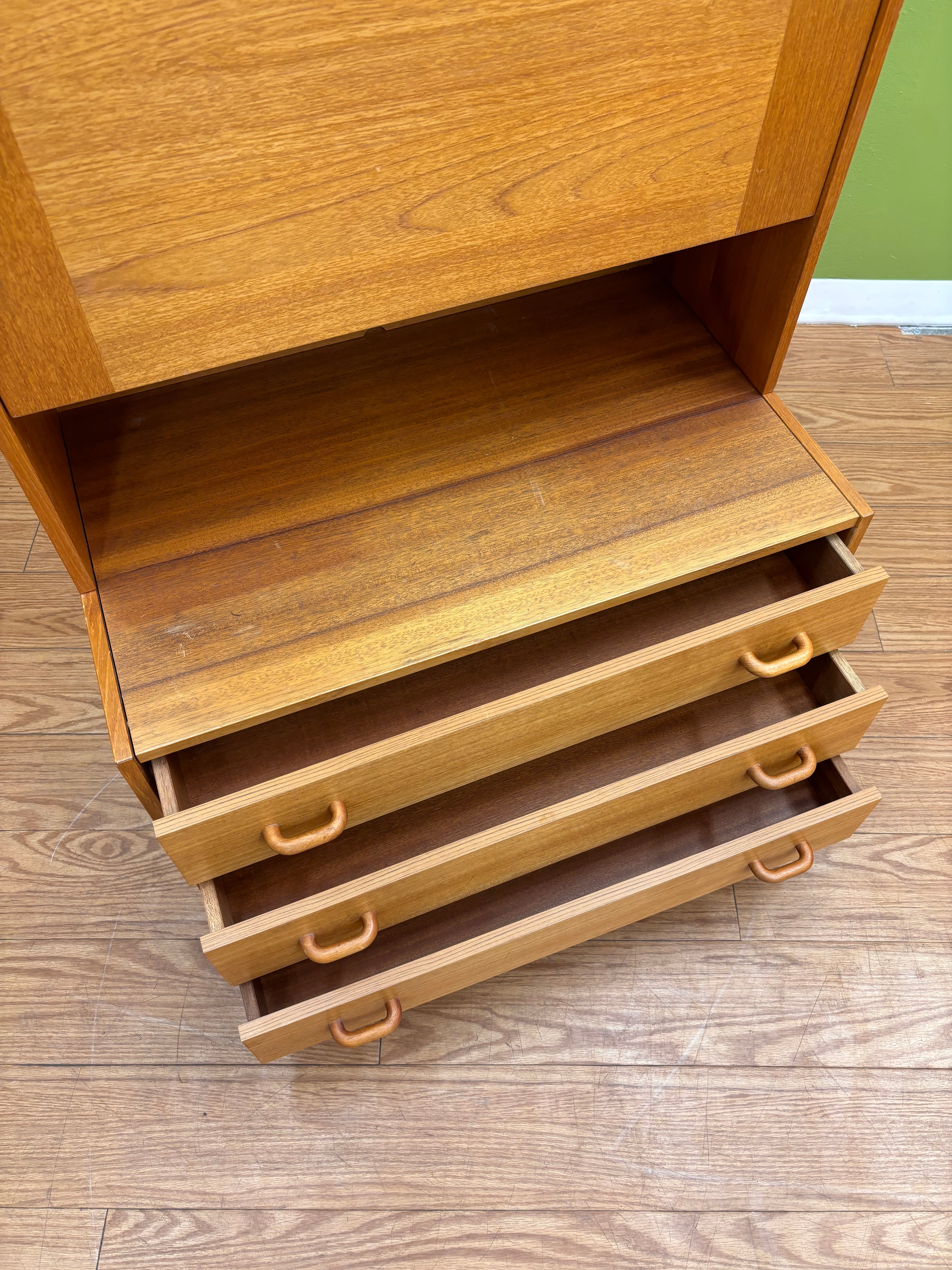 Danish Domino Mobler Wall Unit