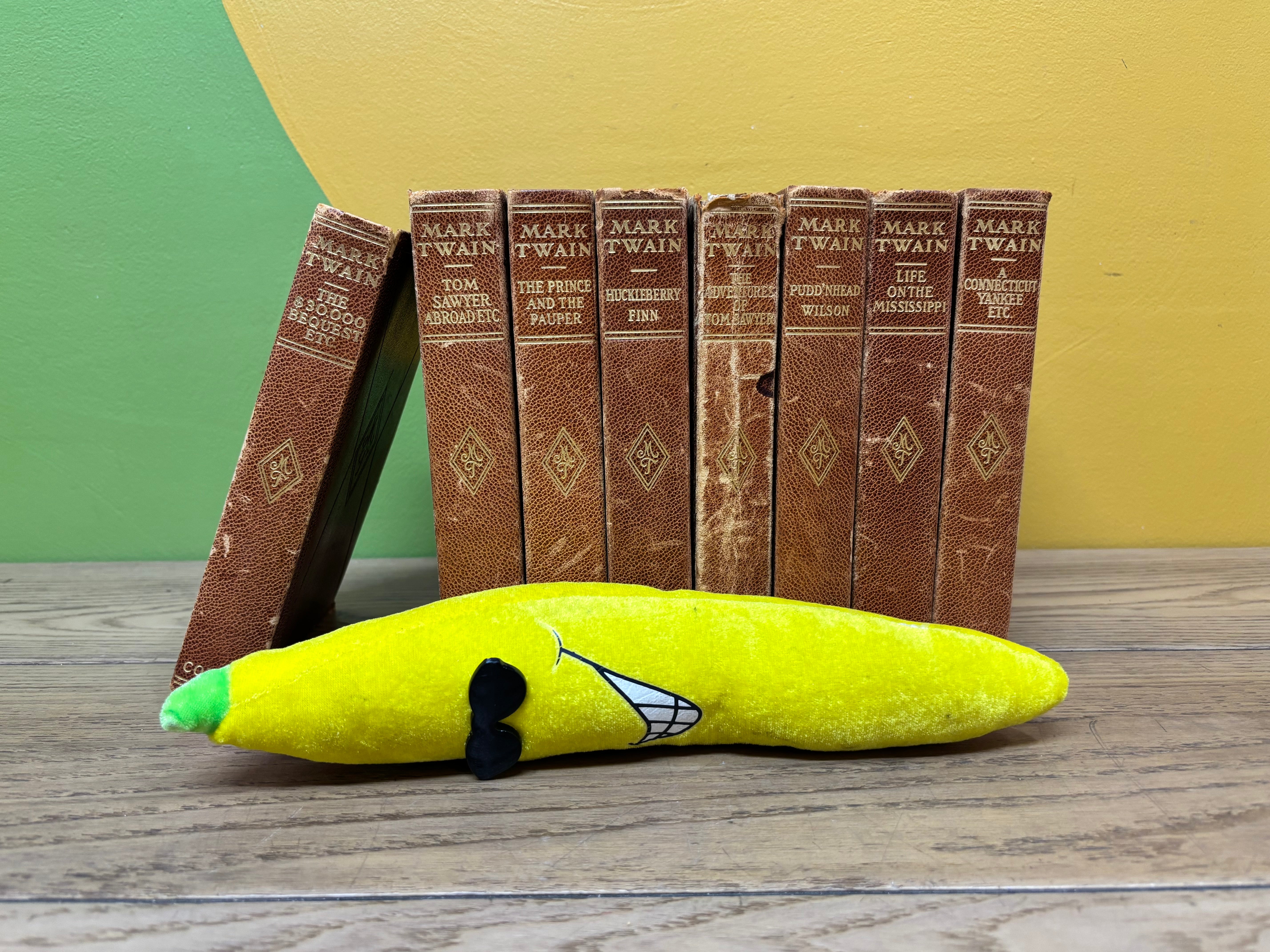 (8) Mark Twain Leather Books