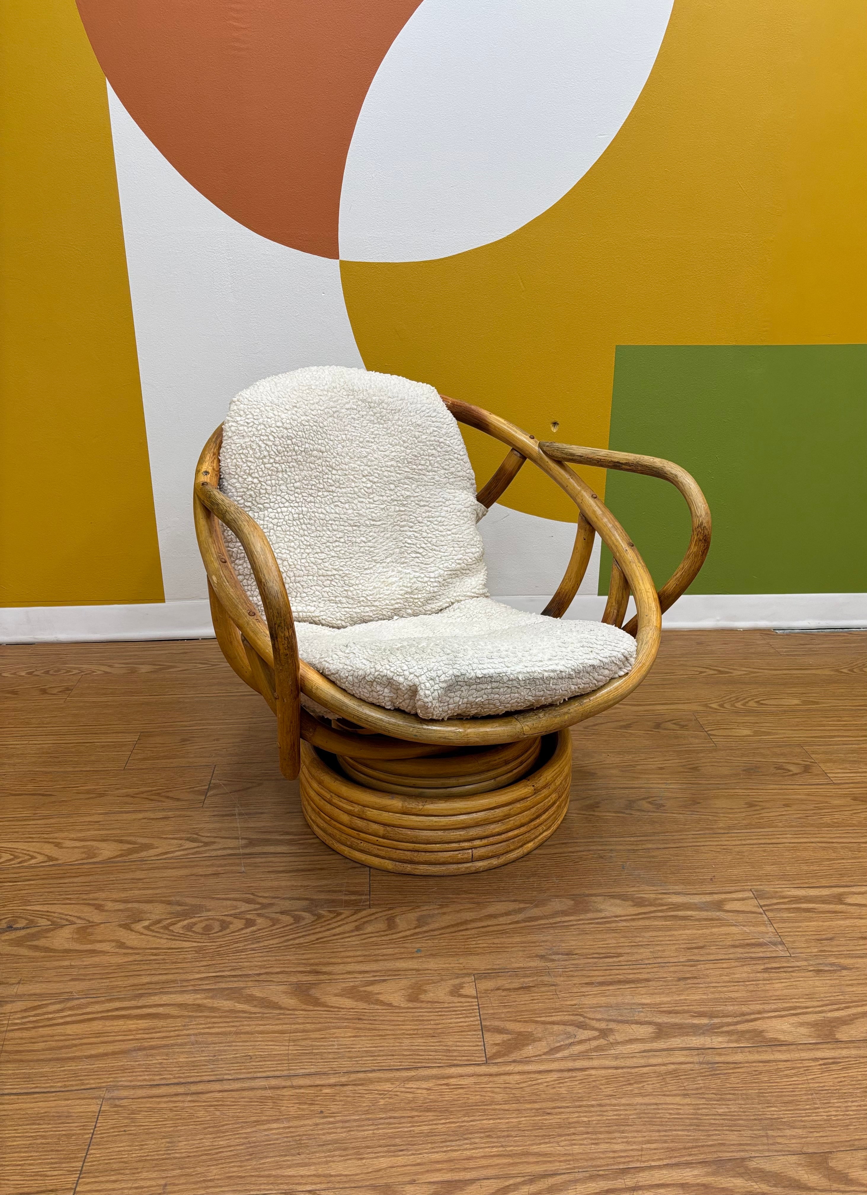 Egg Swivel Chair