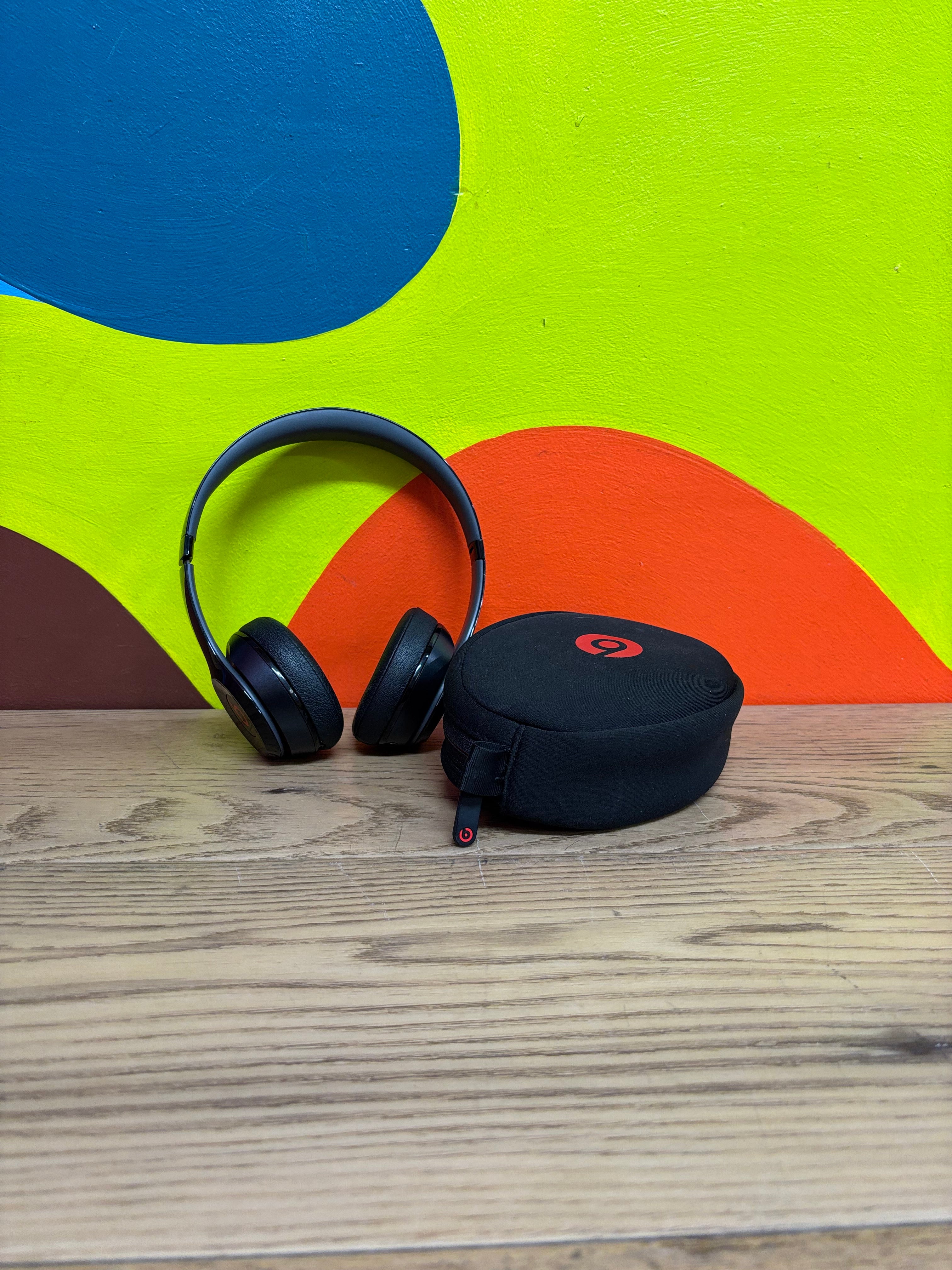 Beats Solo Wireless Headphones (Fixer Upper)