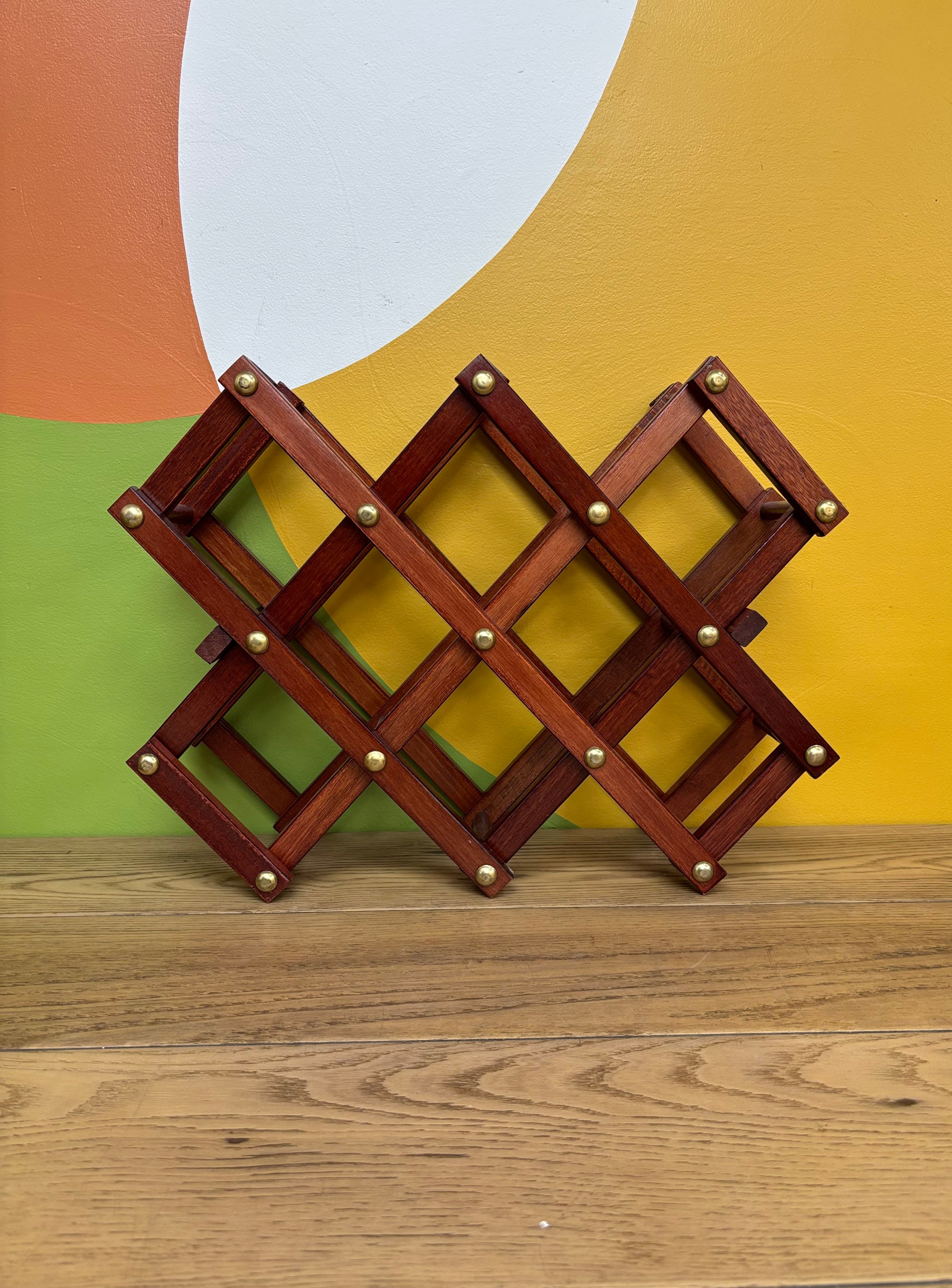 Accordion Style Wine Rack