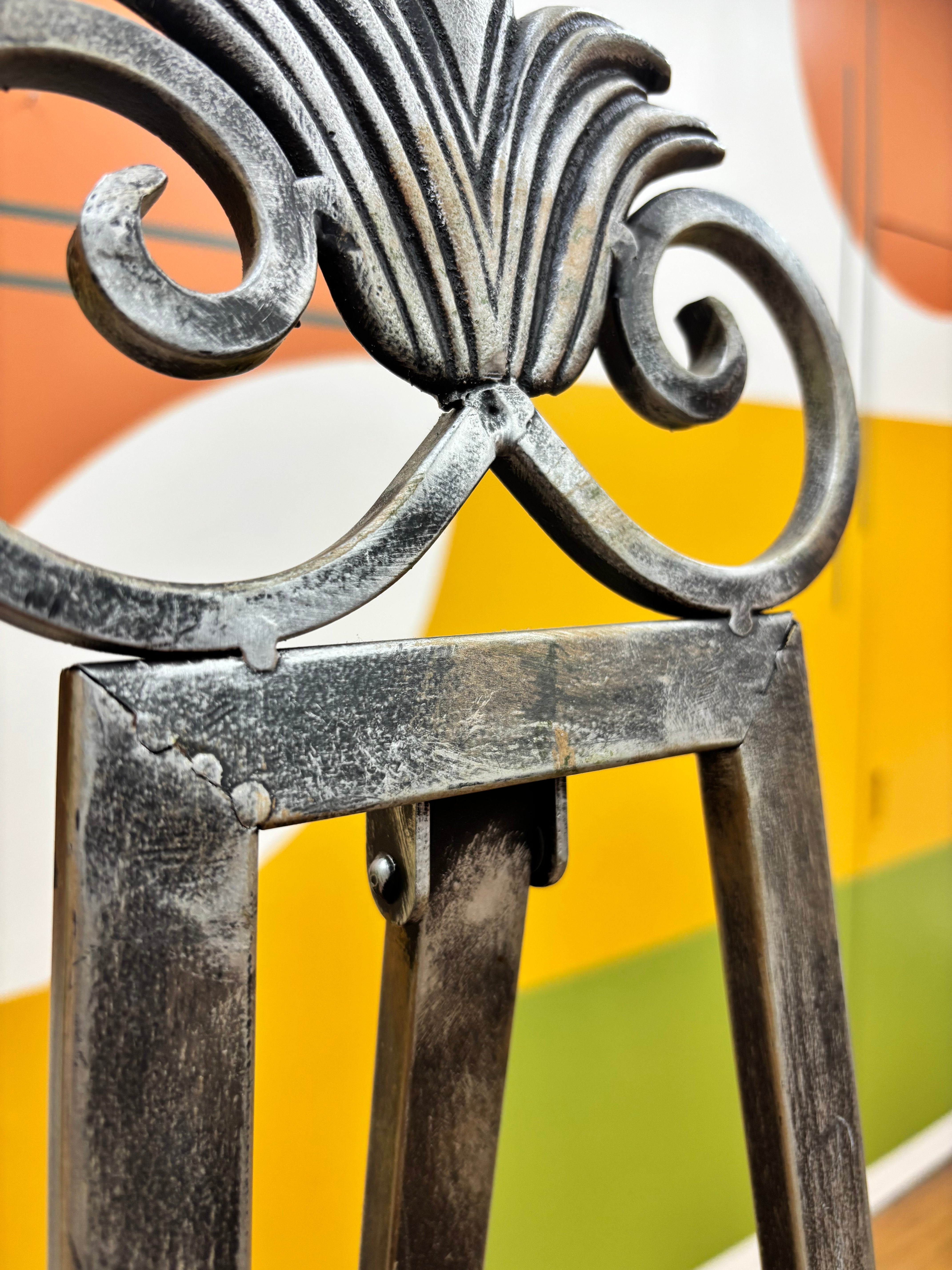 Metal Floor Easel