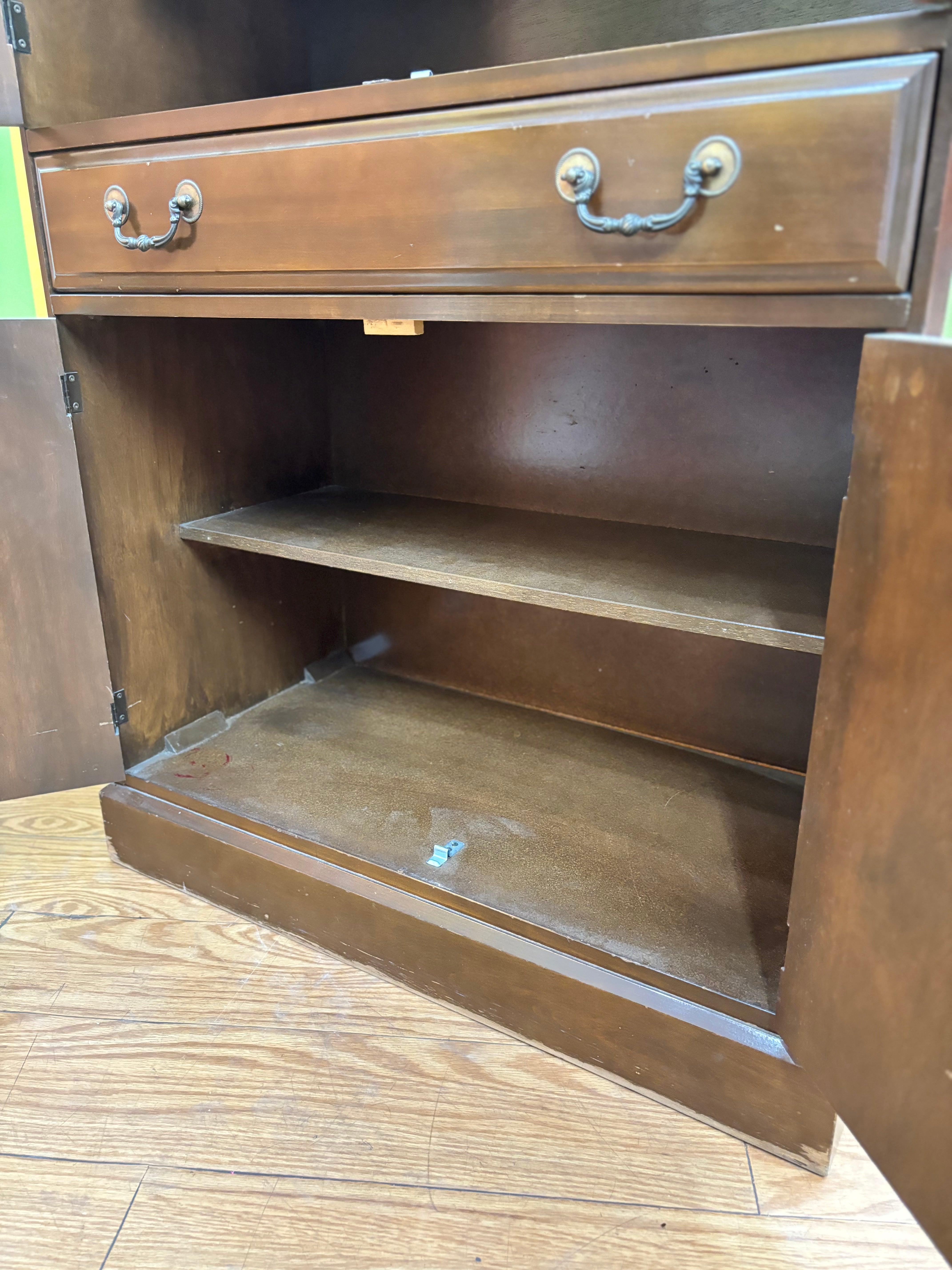 Wood Cabinet