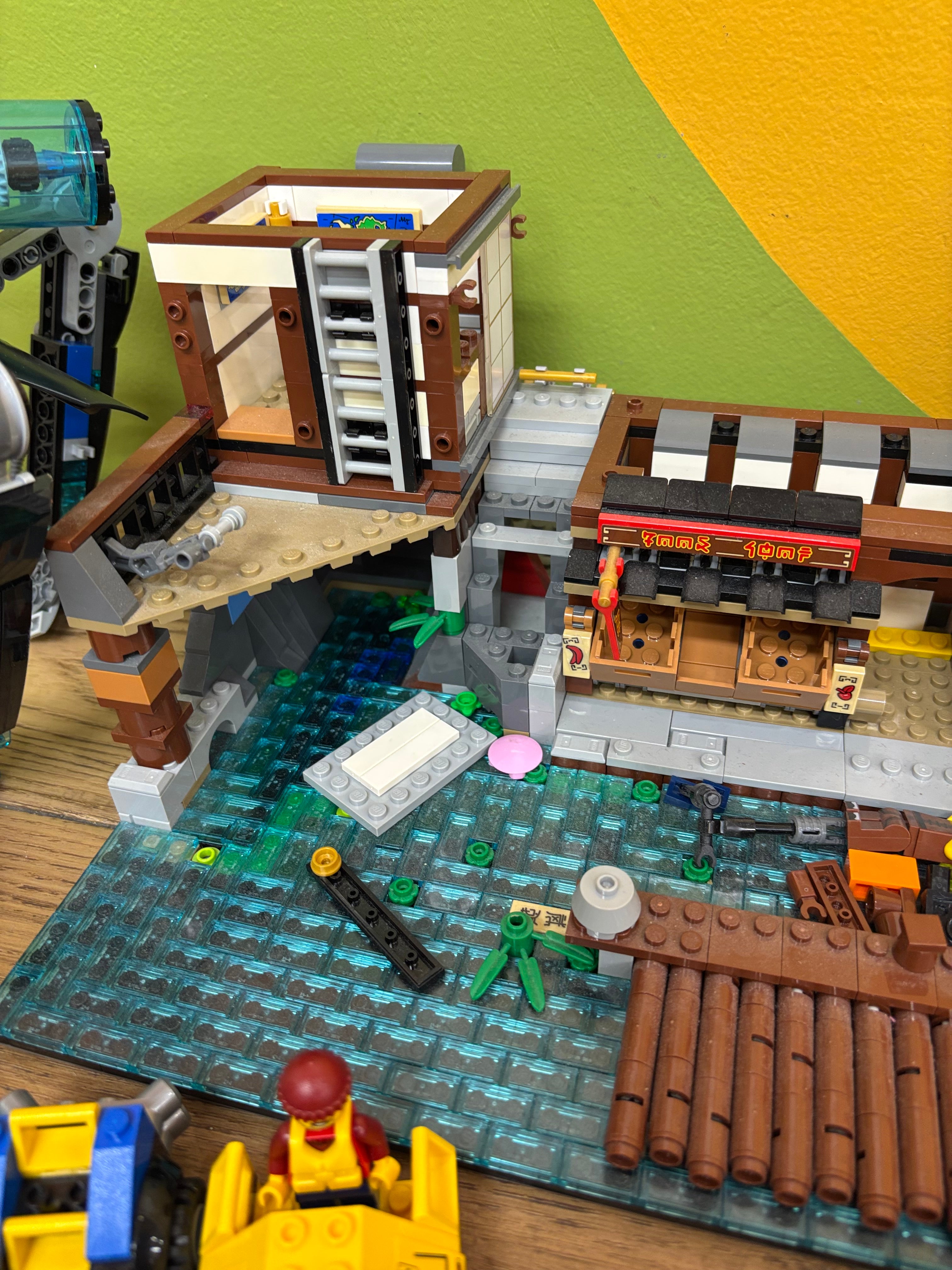 Large Box of Assorted Lego