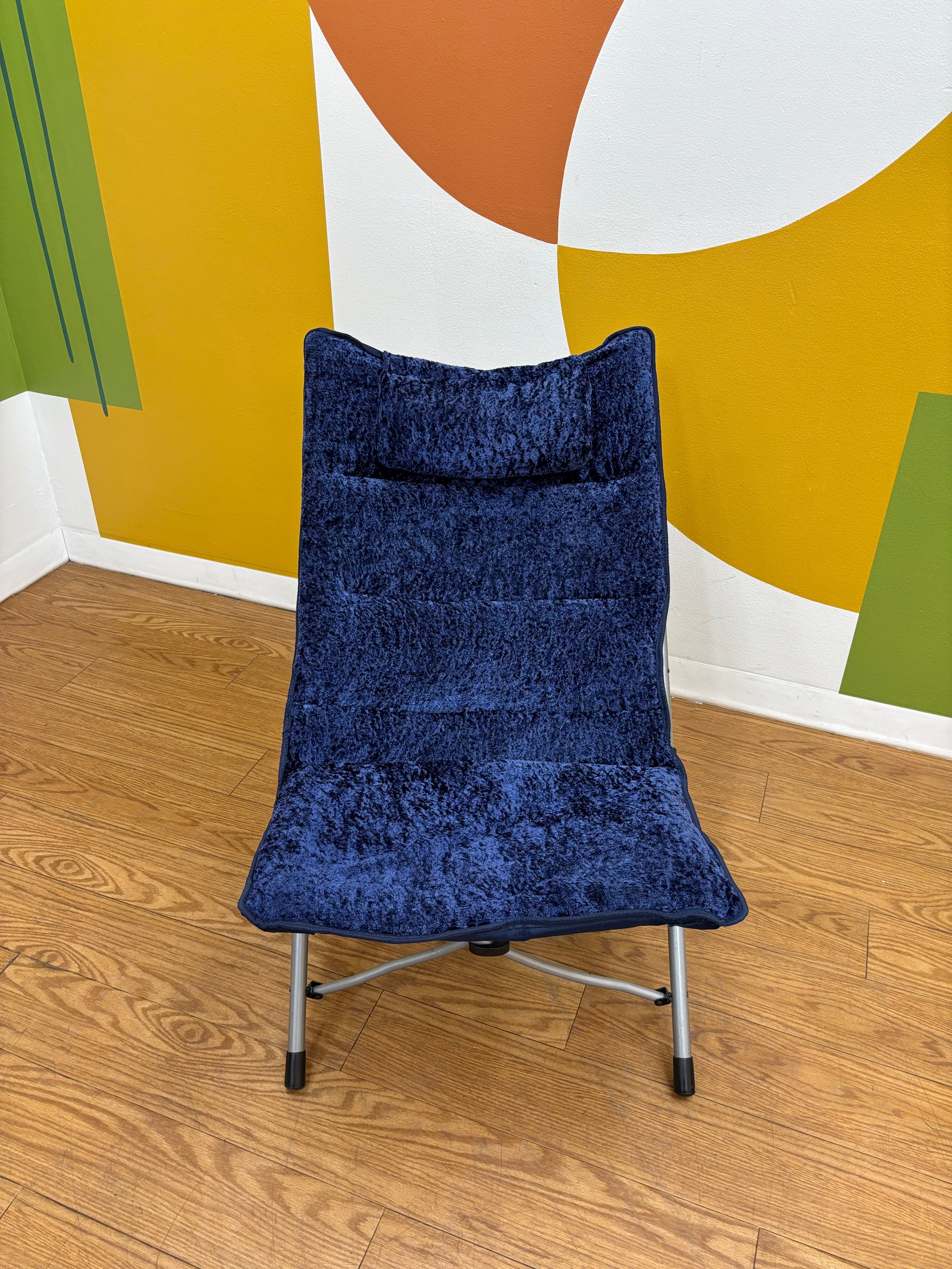 Folding Lounge Chair
