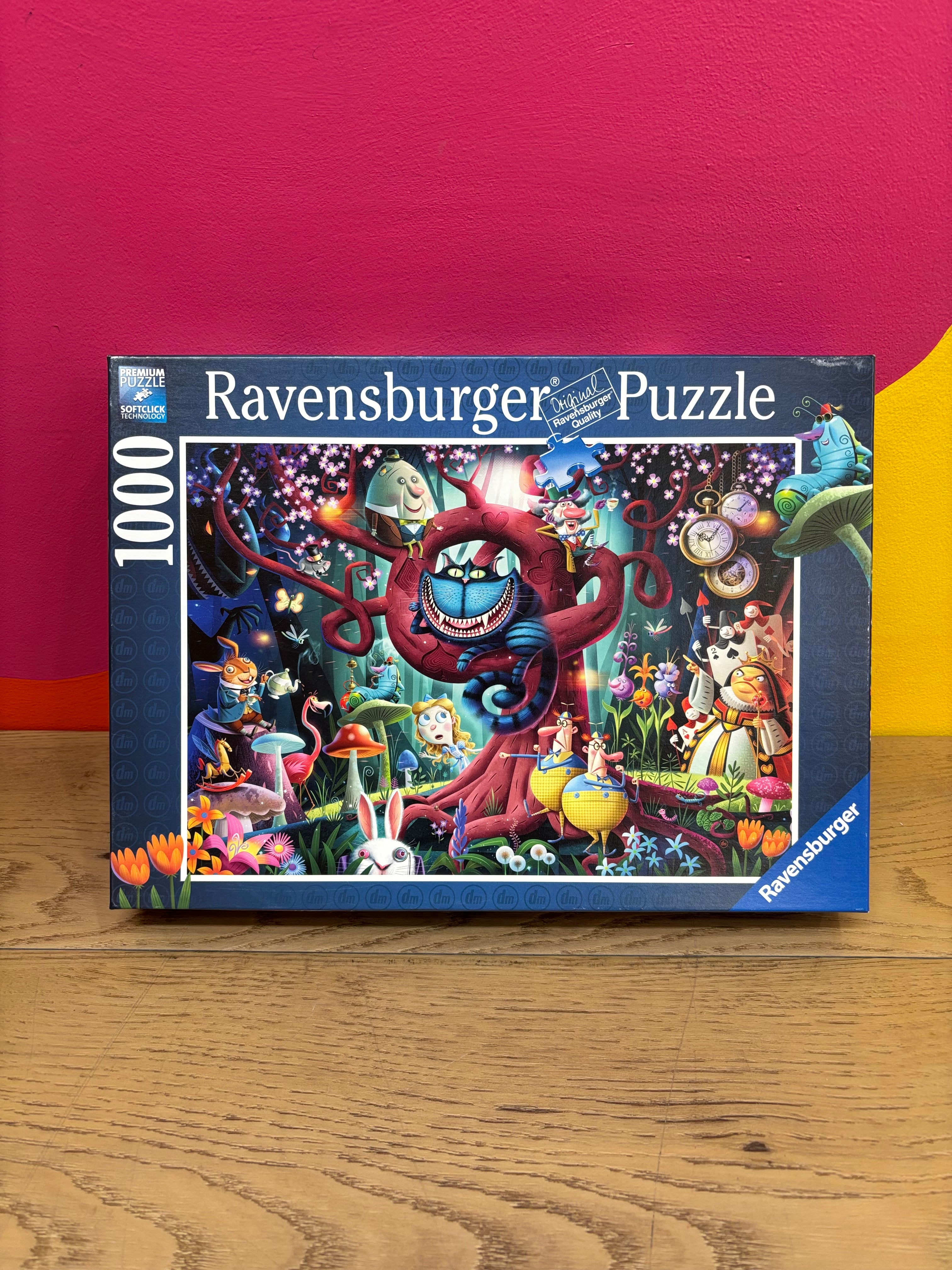 Alice in Wonderland Puzzle - 1000 Pieces