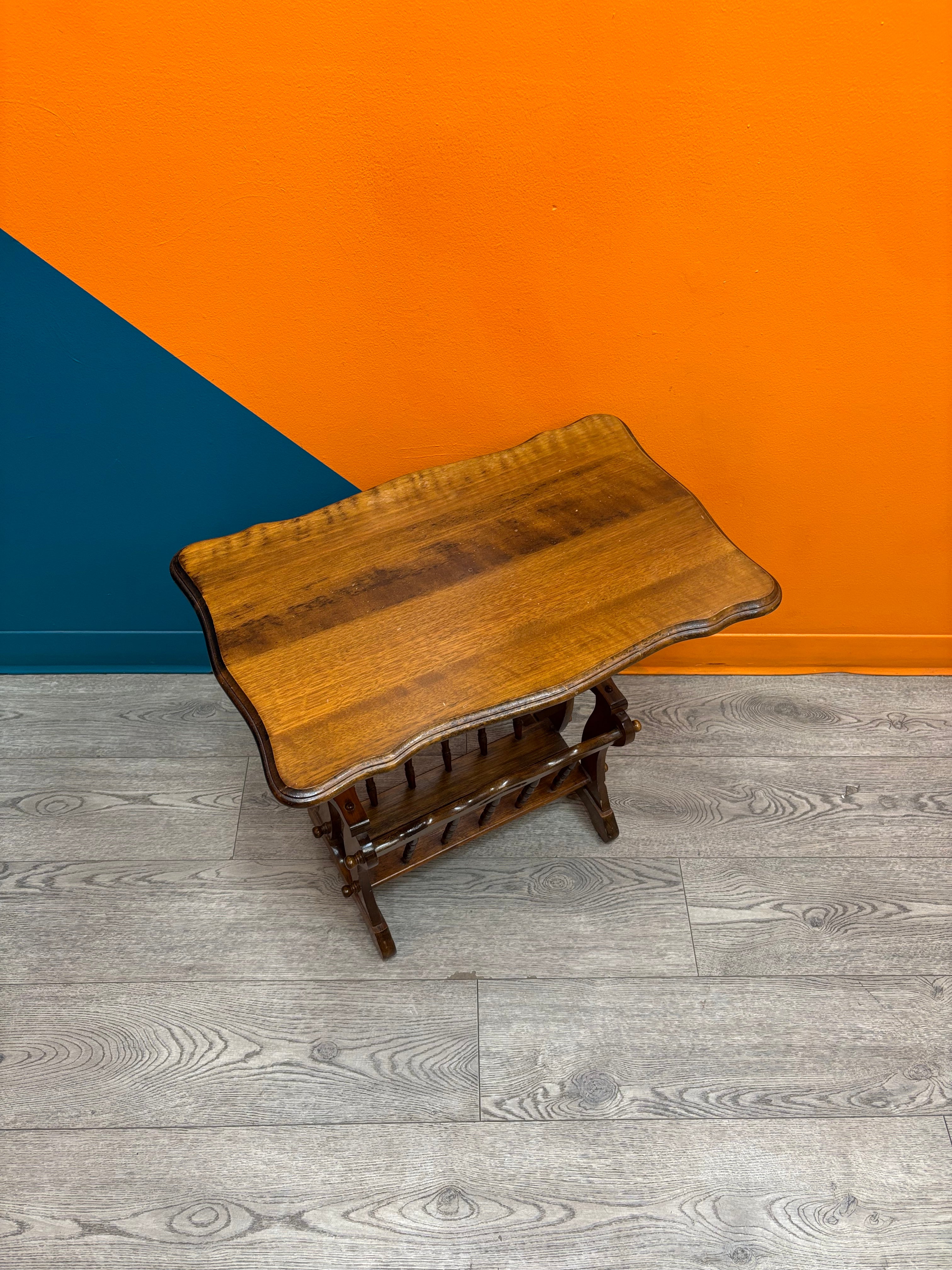 Wood Side Table with Lower Magazine Rack