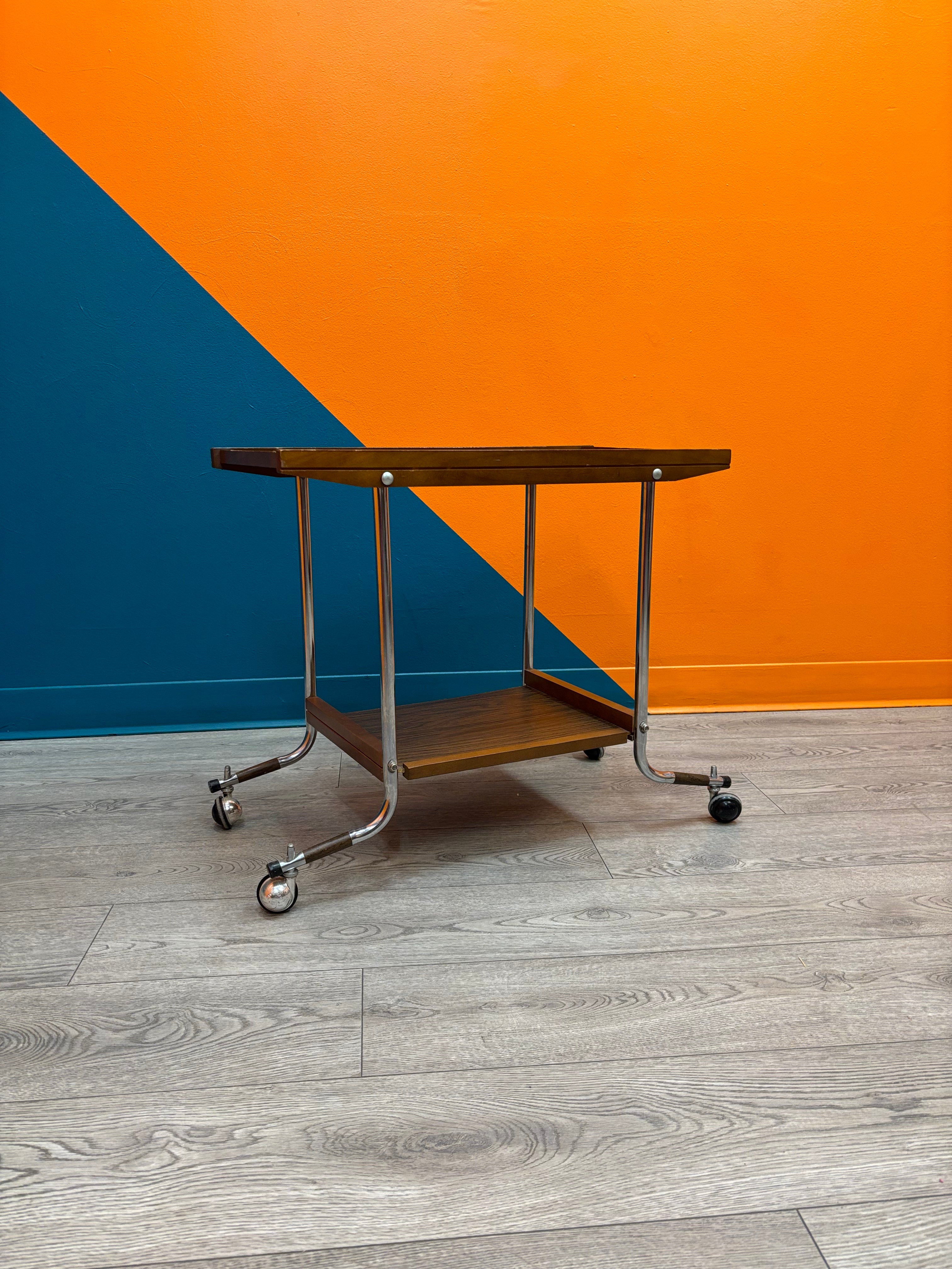 Rolling Table