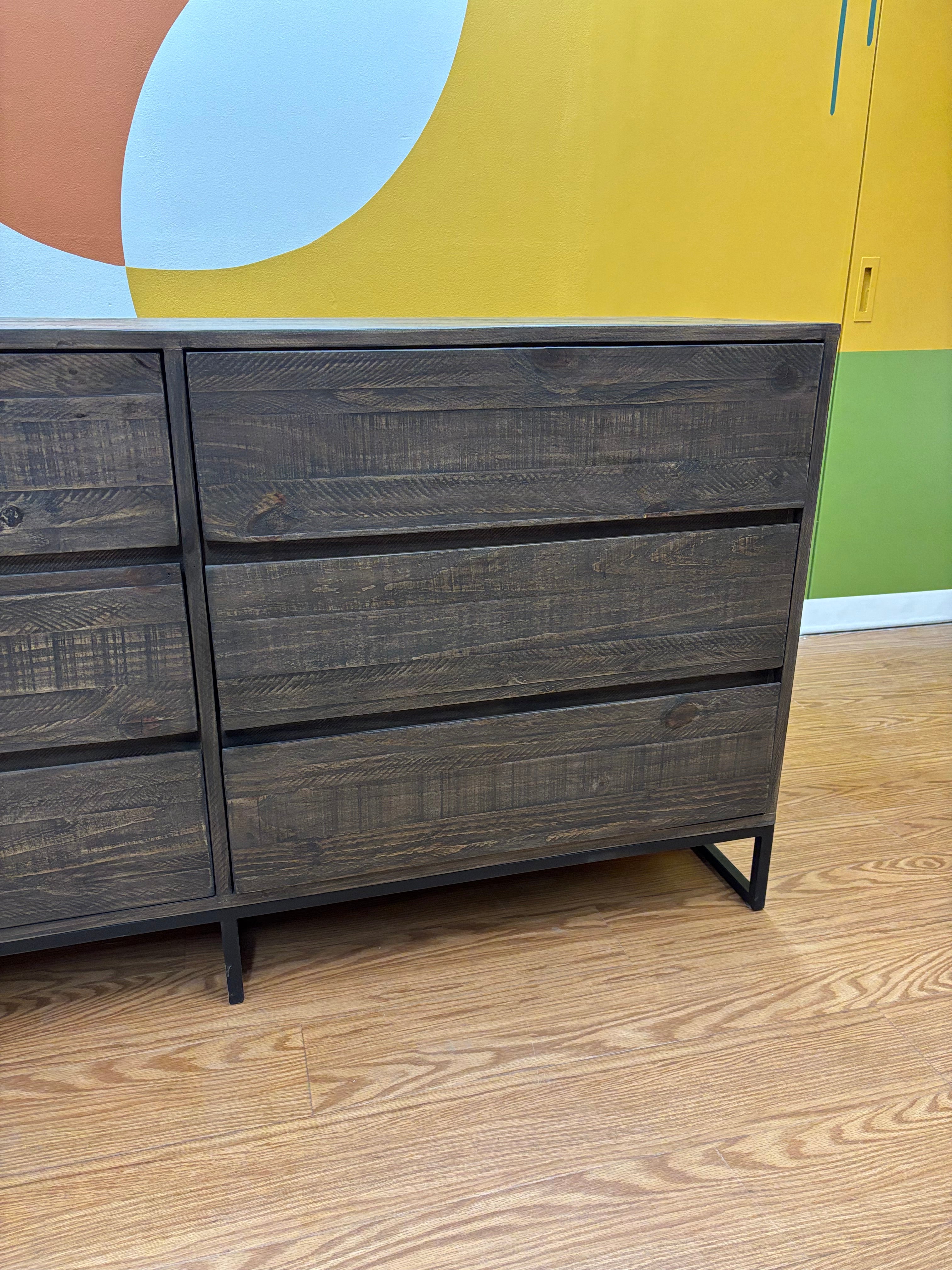 6 Drawer Dresser
