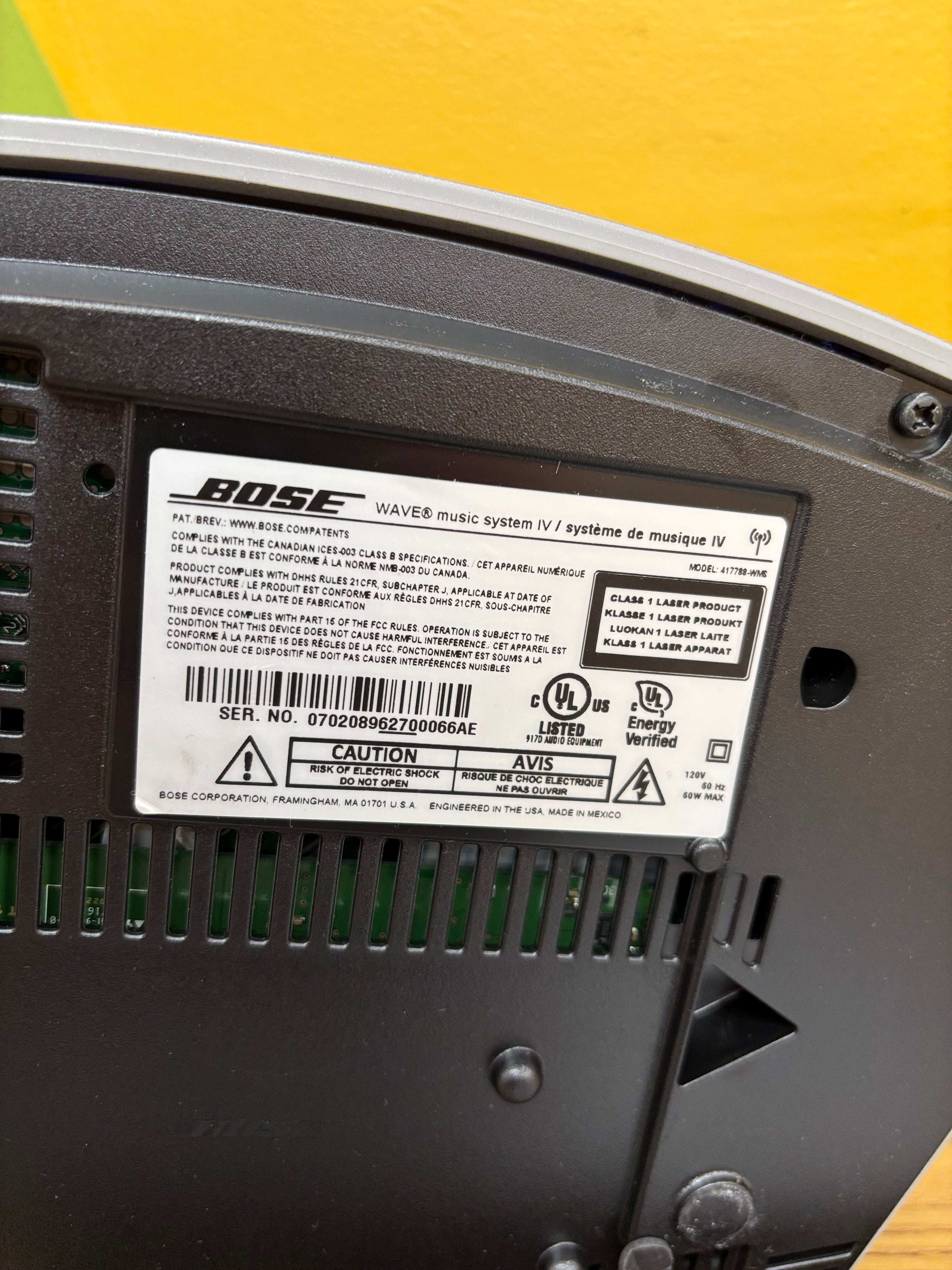 Bose Wave Radio IV Music System W Soundtouch Pedestal