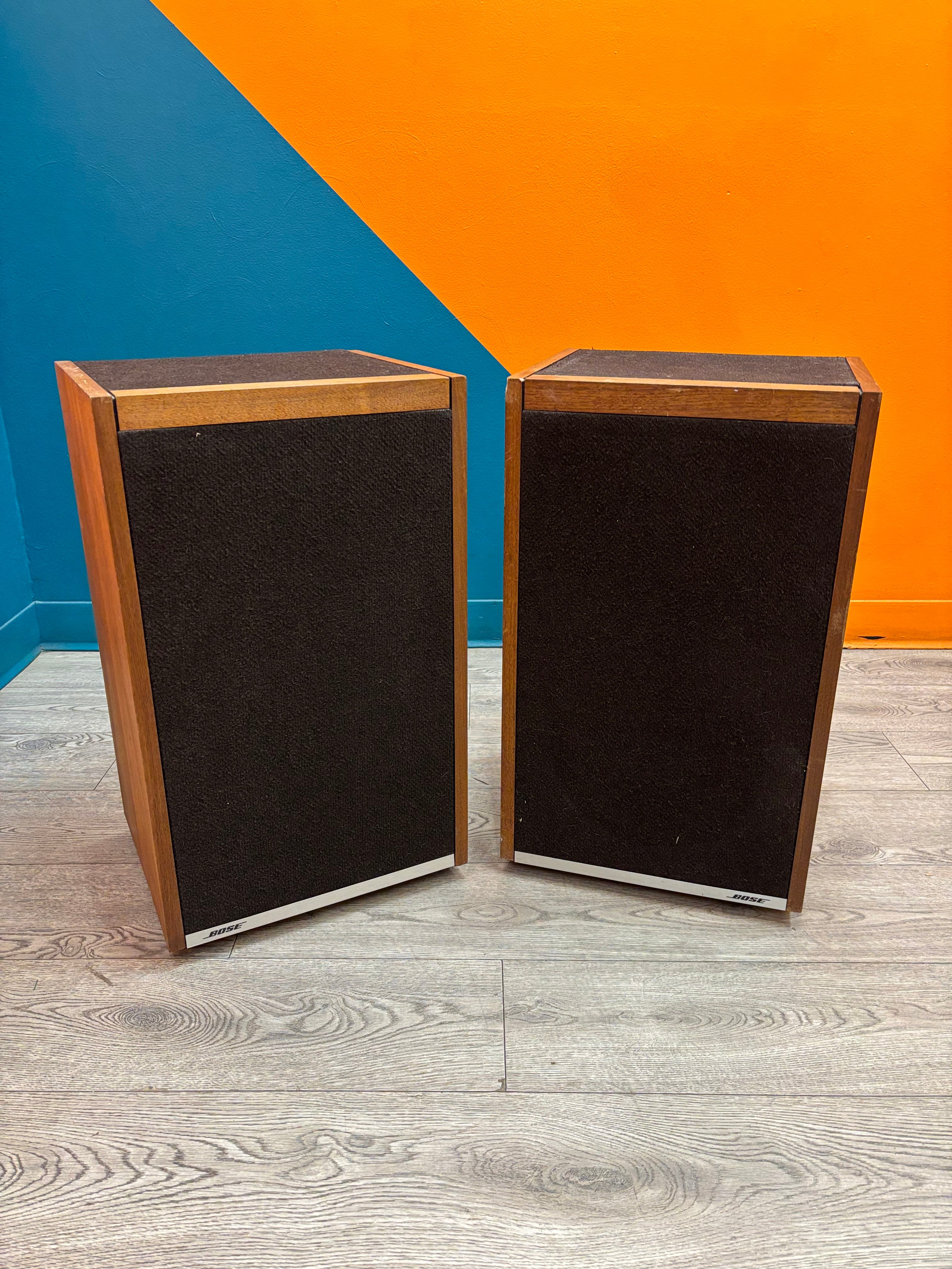 Set of Bose 601 Cabinet Speakers