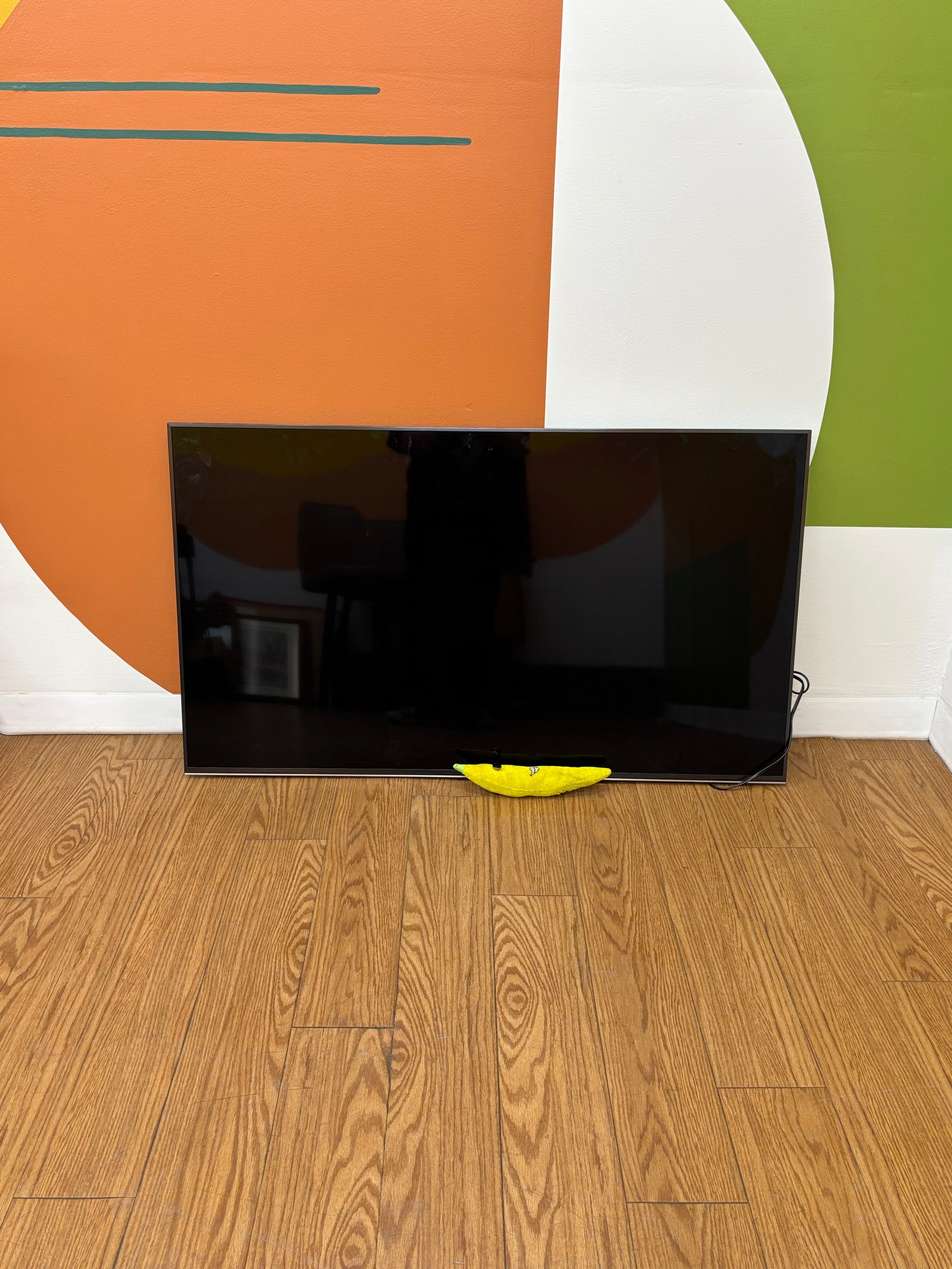 55" 4K HDR Smart LED TV